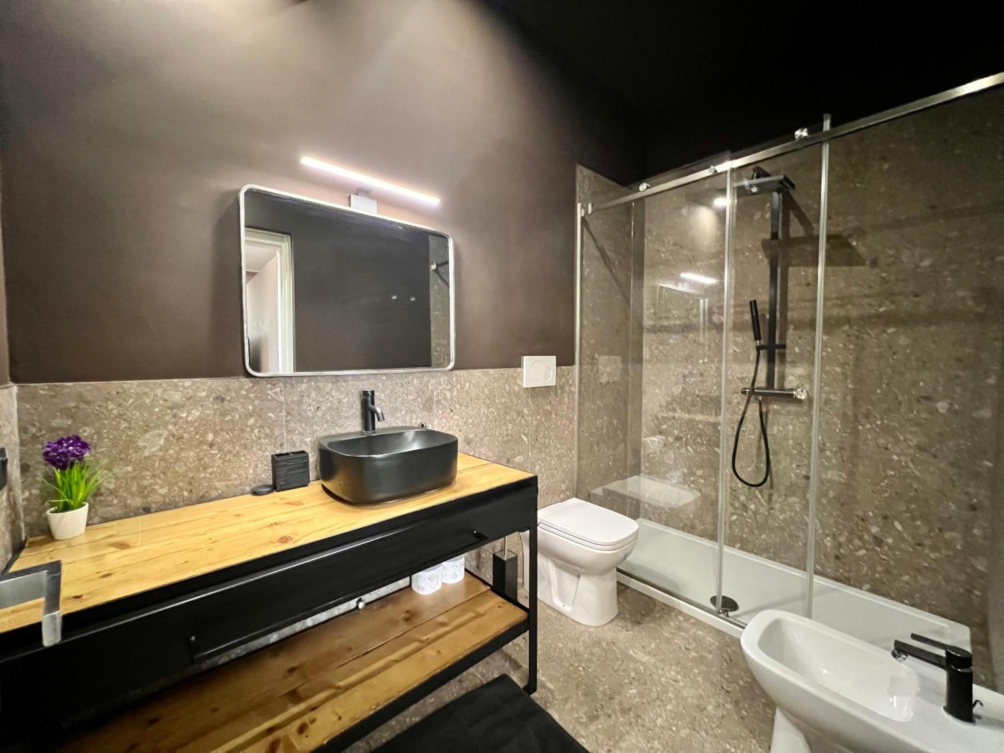 Apartment New Wonderful Bilo With Walk-in Closet From Moscova *