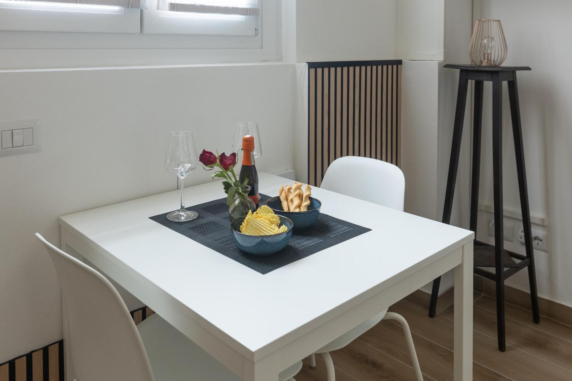 Ambrosia Home, Moderno Loft Tra Navigli E Bocconi Milan