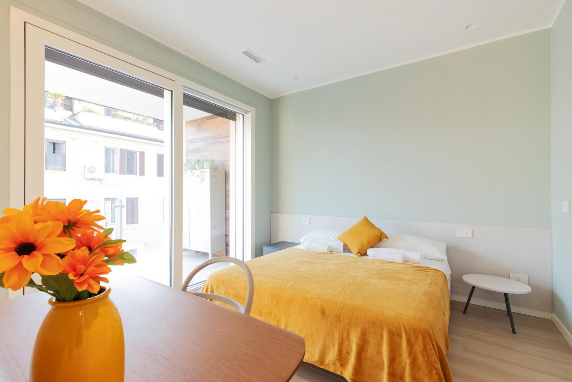 Apartment Exclusive Terrace Garden View - 15 Min From Duomo *