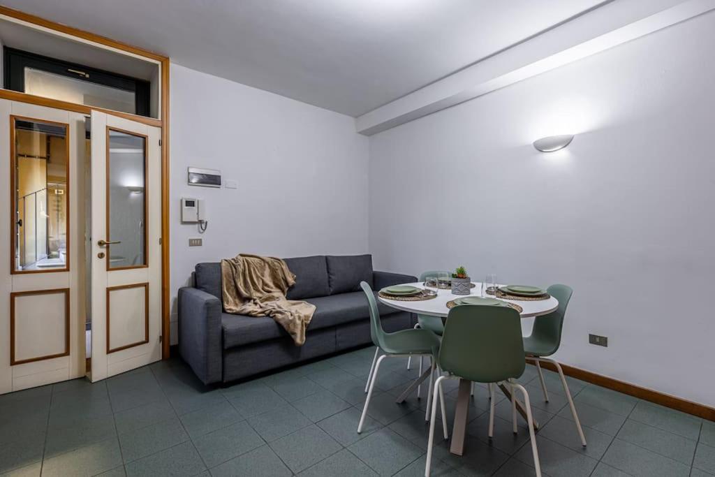 Close To Duomo Lovely City Center Flat Appartamento Milano