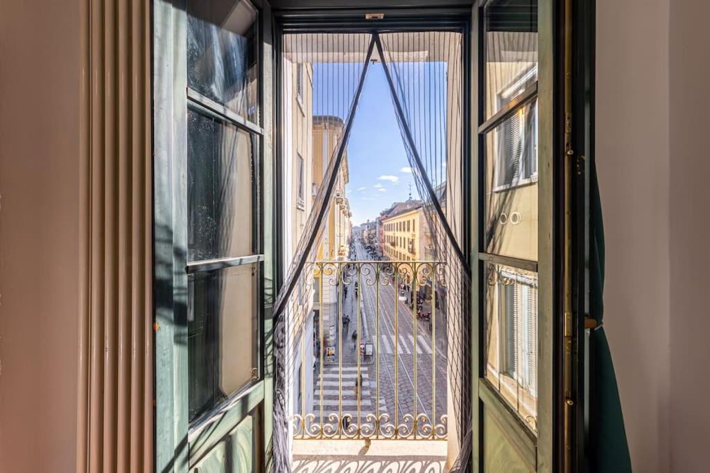 Close To Duomo Lovely City Center Flat Appartamento *
