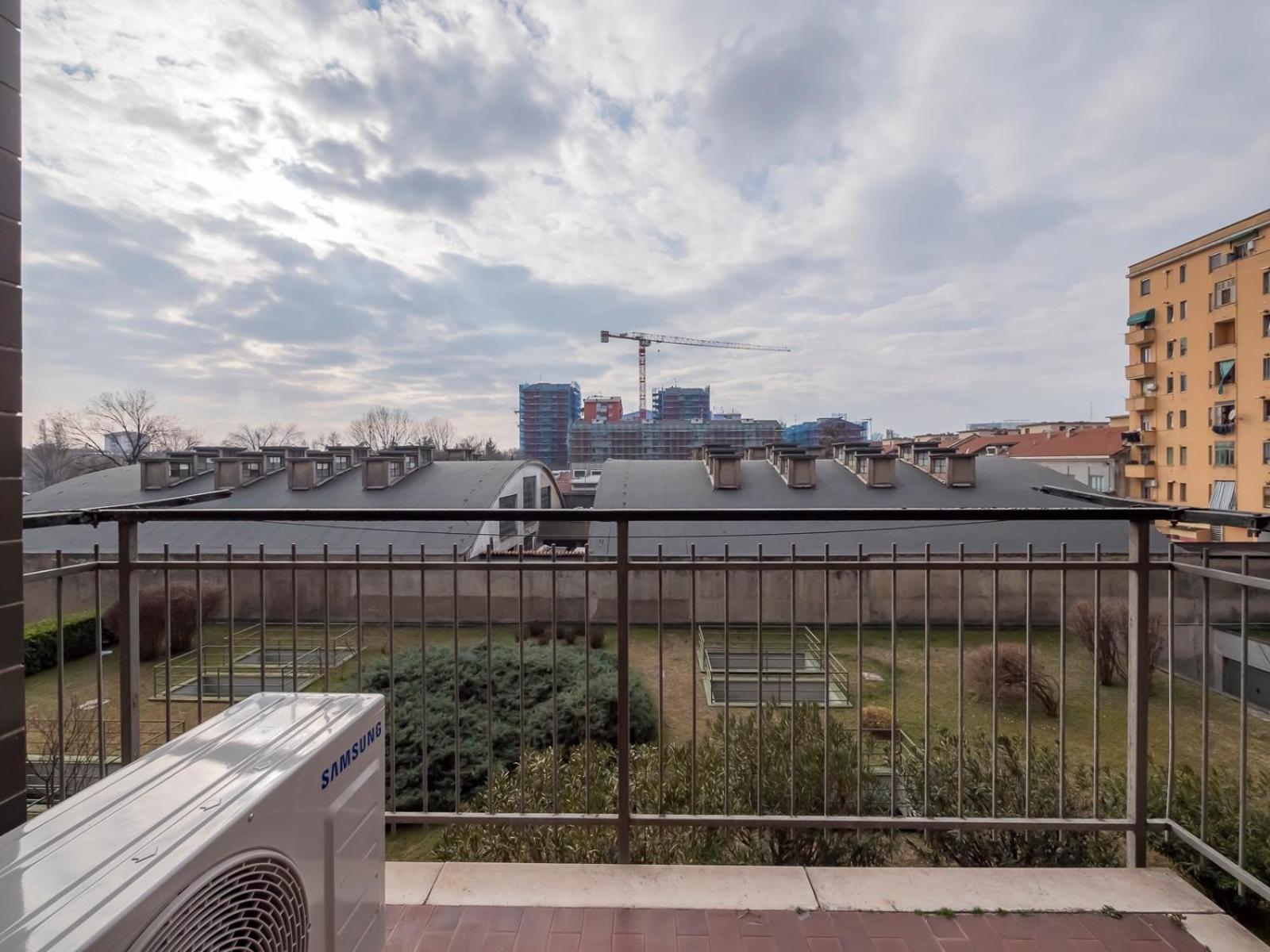 Ihost Flat - Giambellino 131-2 Appartamento *