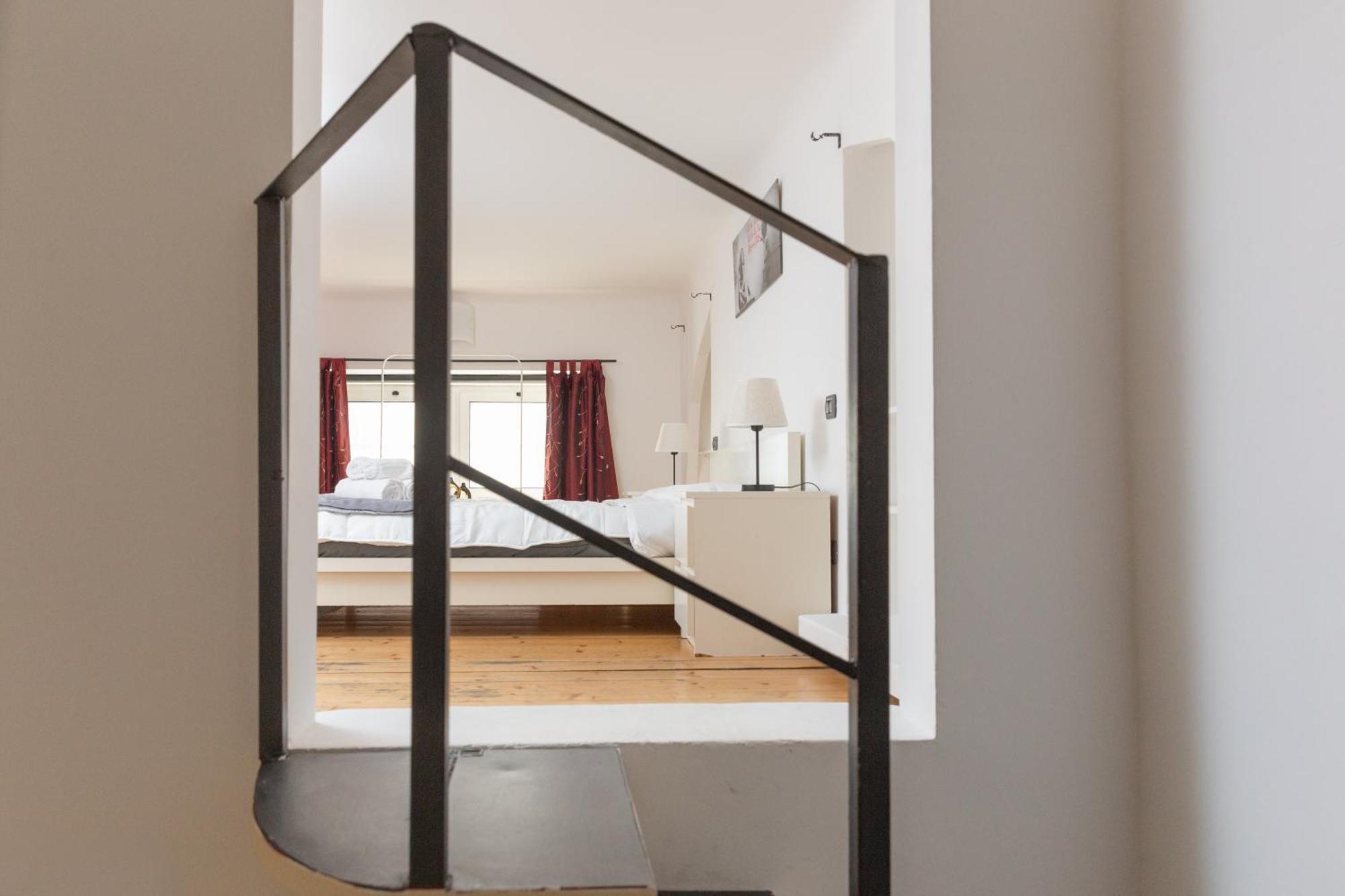 Exclusive Loft Banksy In Porta Romana Milan