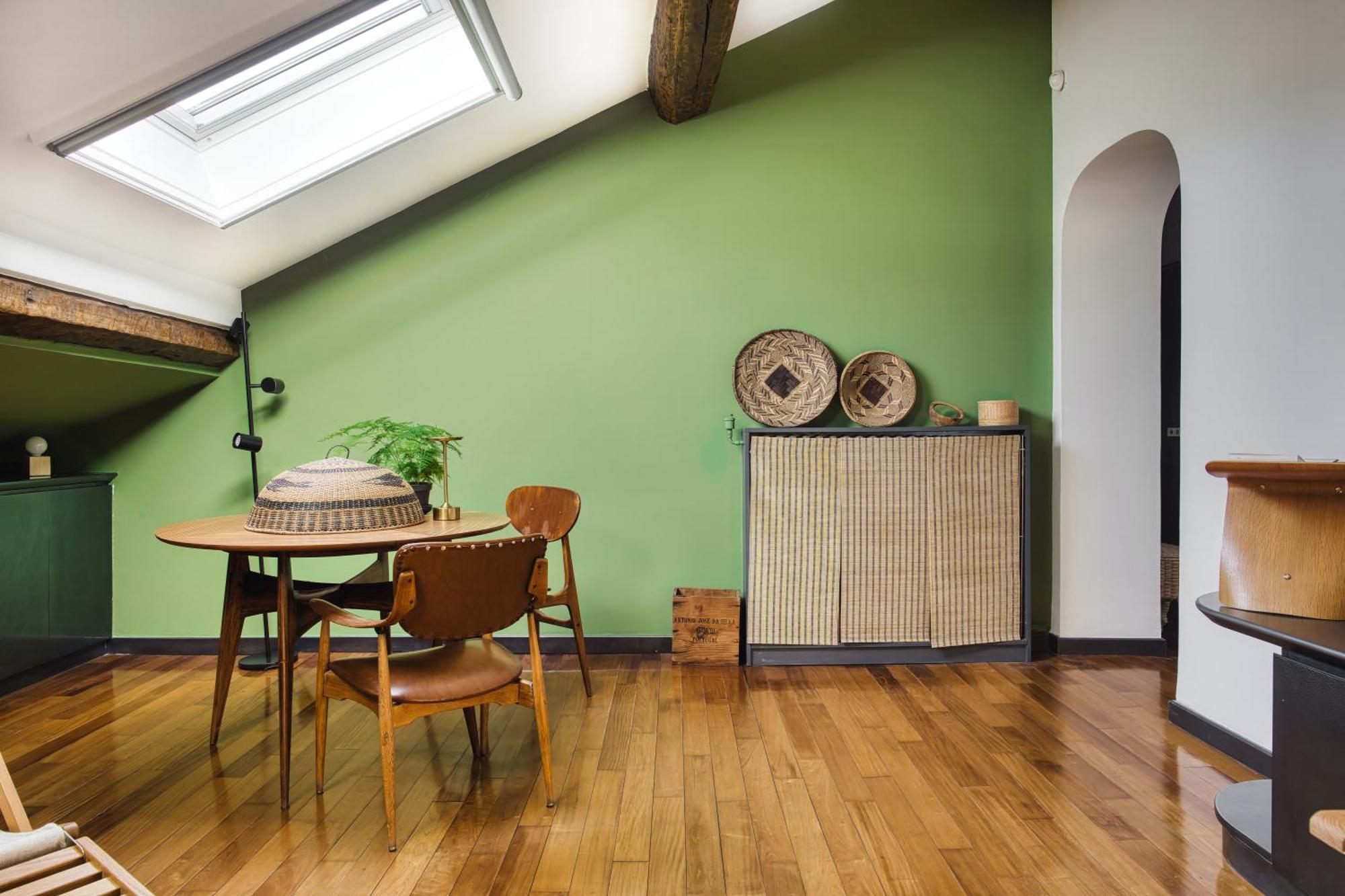 The Green Oriental; Gem In The Duomo City Center Milão