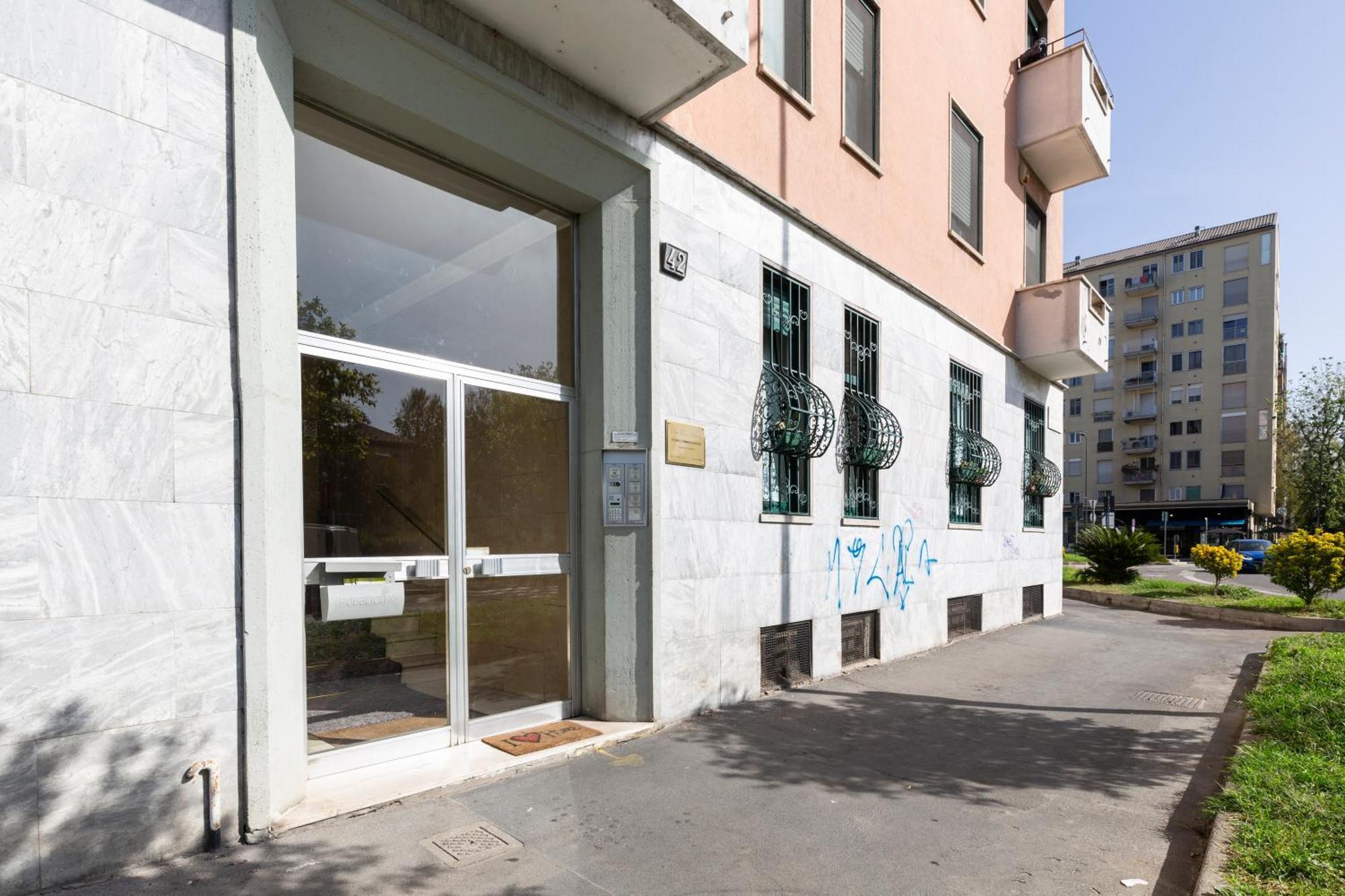 The - Floor Apartamento