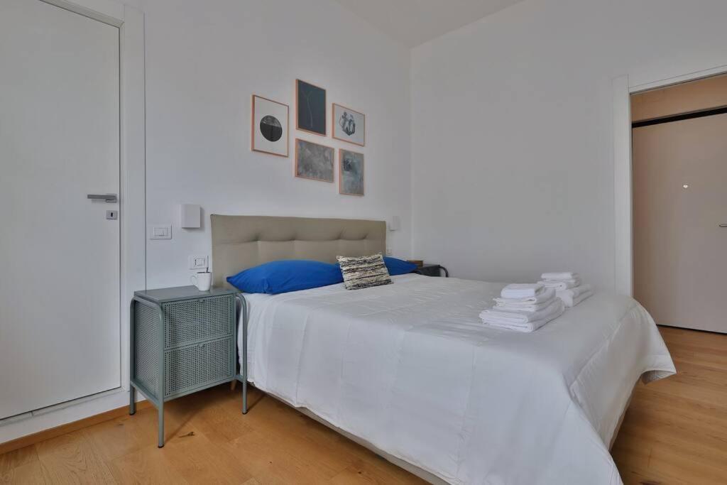 Apartment Citta Studi Moderno Pop-house Milan