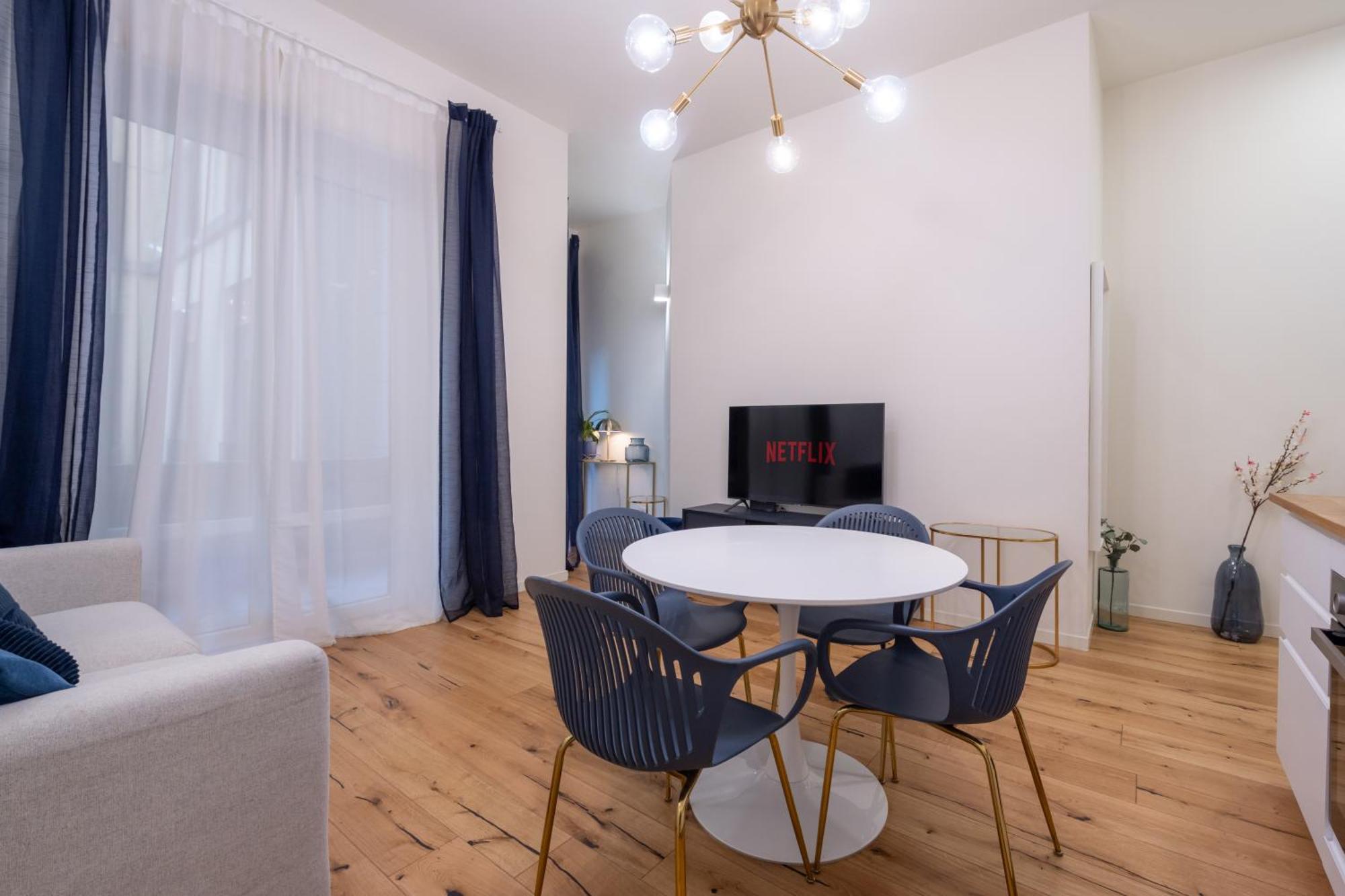 Apartment We - Babila Boutique - *