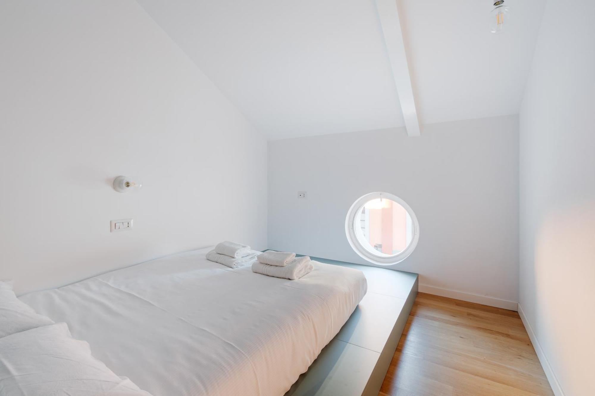 Apartment - 800 M Far From Lancetti Station Milan