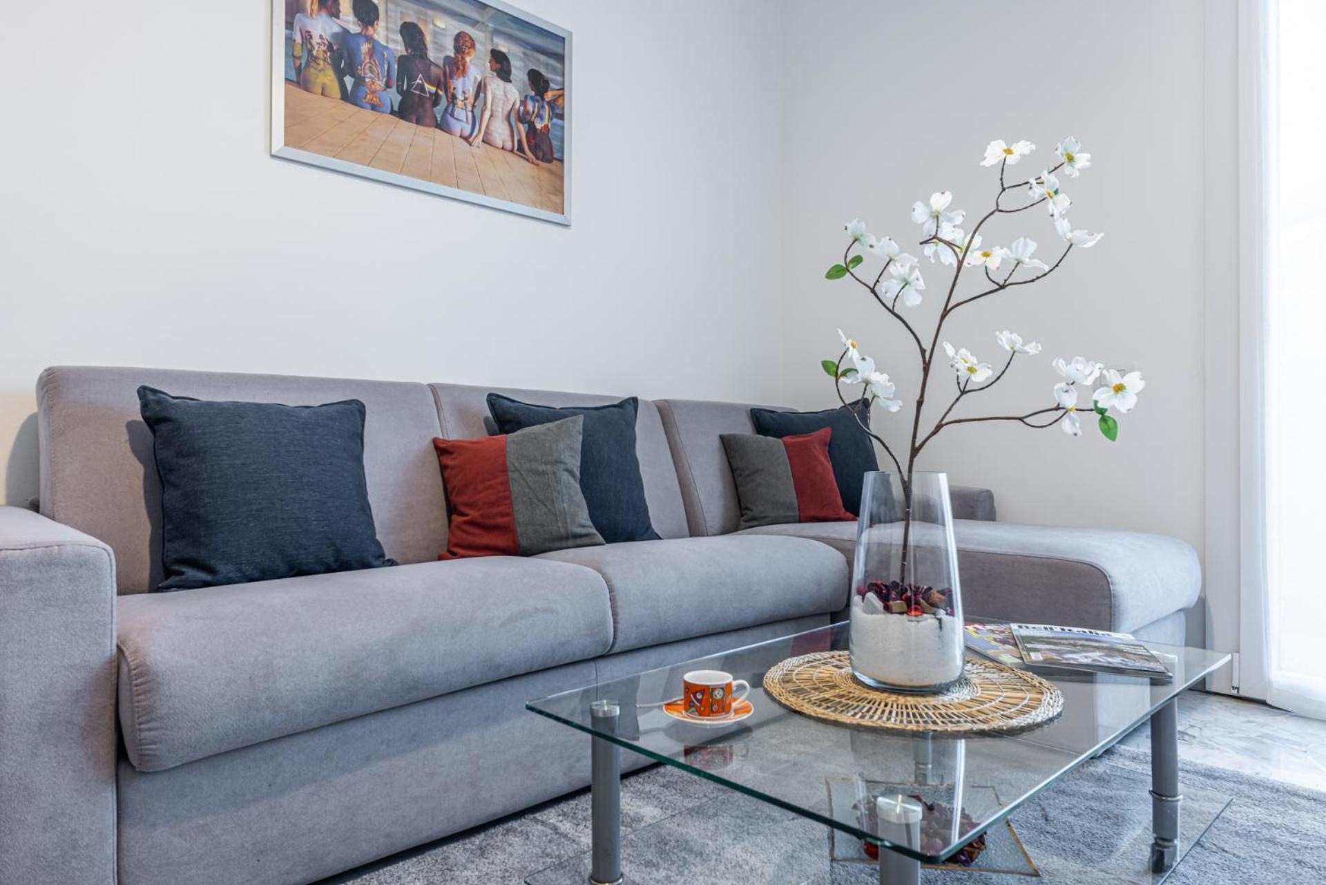 Apartment Brentahouse - 5 Stops To Duomo Centro By Metro M3 Milan