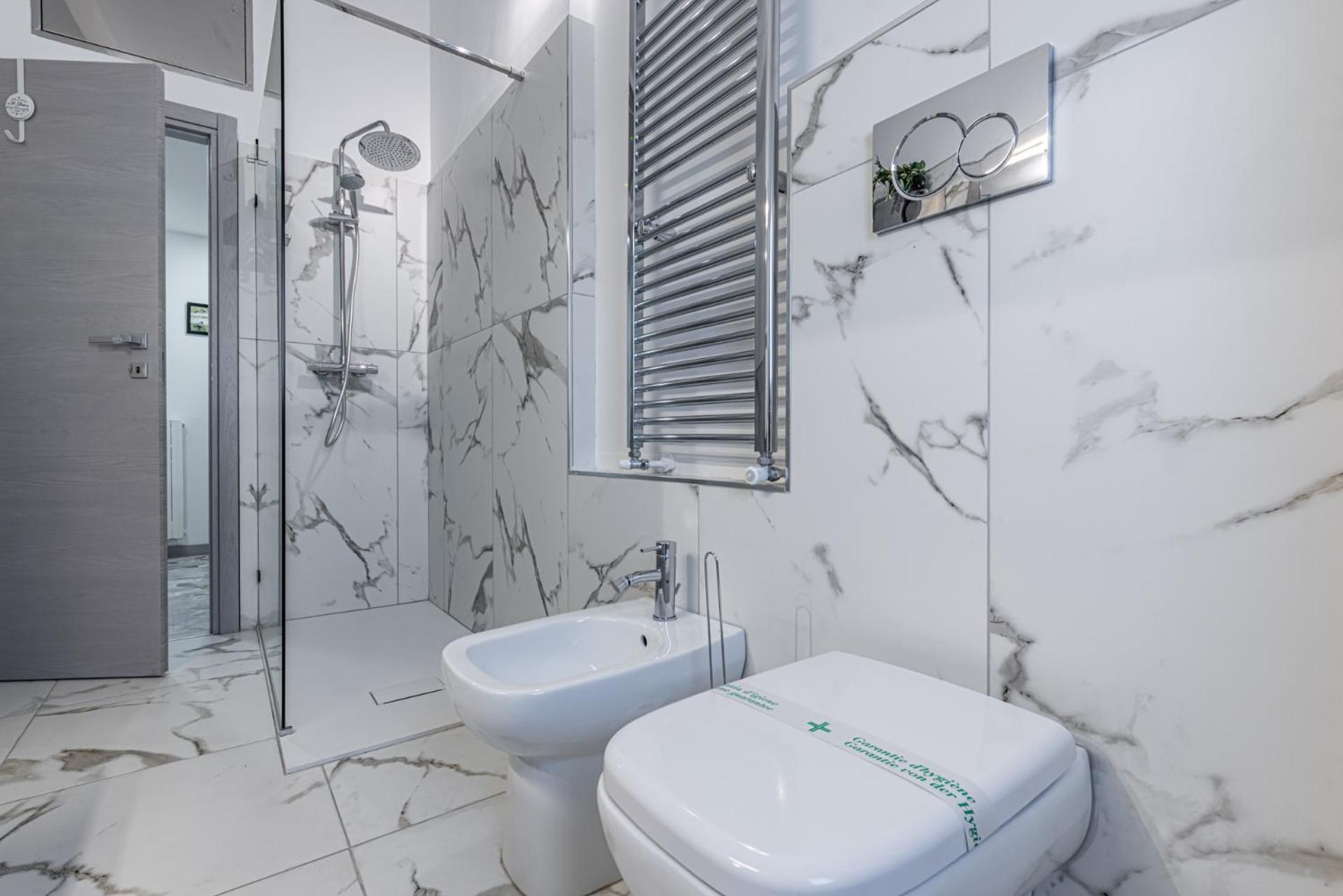 Brentahouse - 5 Stops To Duomo Centro By Metro M3 Apartment *