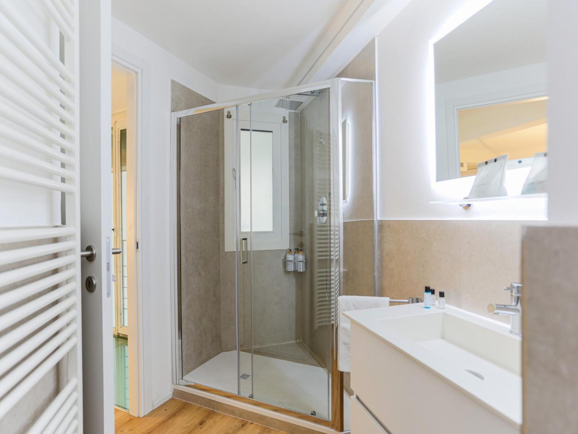 Apartment The Rent - Elegant Loft In Cinque Giornate Area