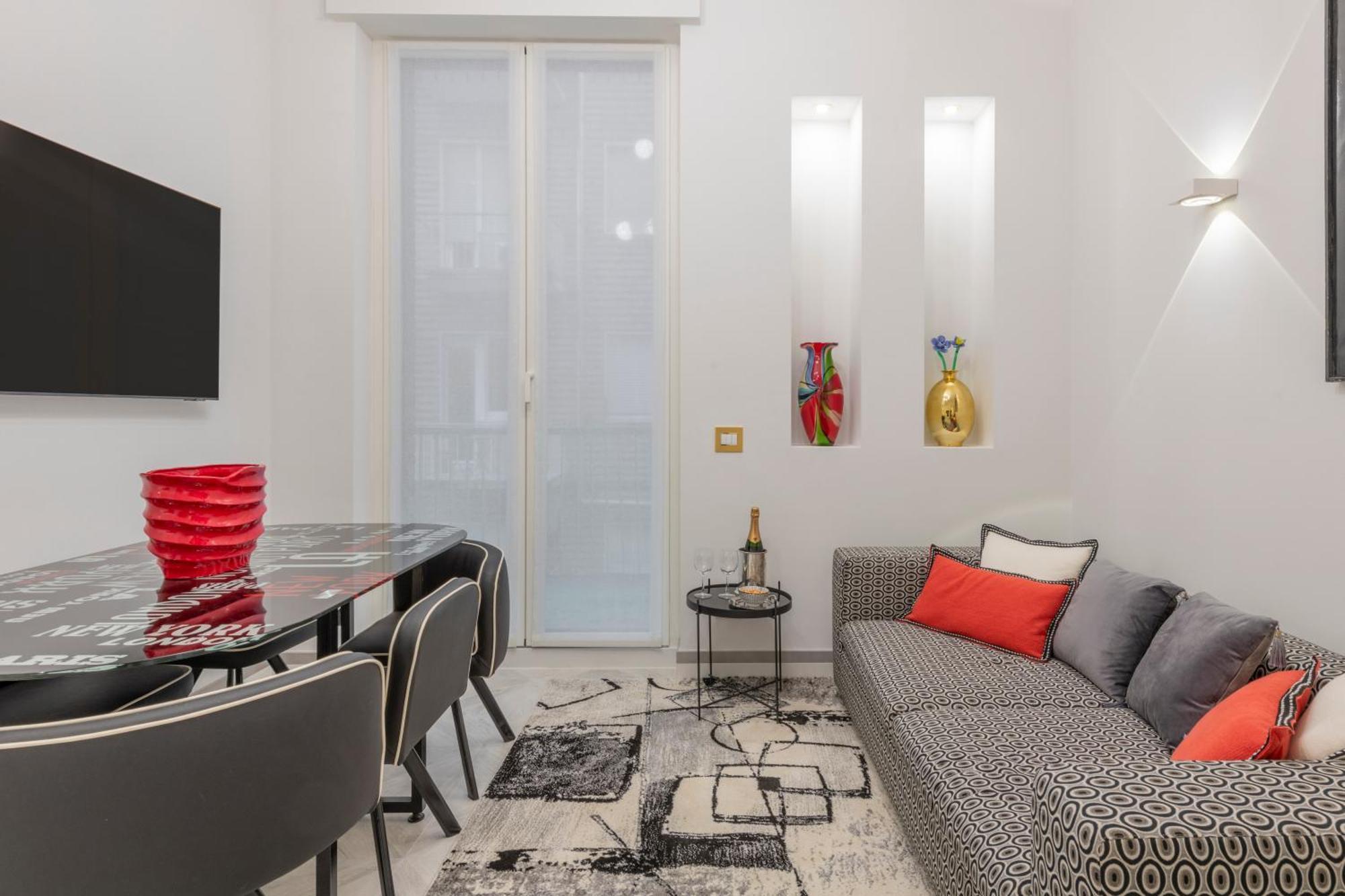 Falcone, 5 - Downtown Milan