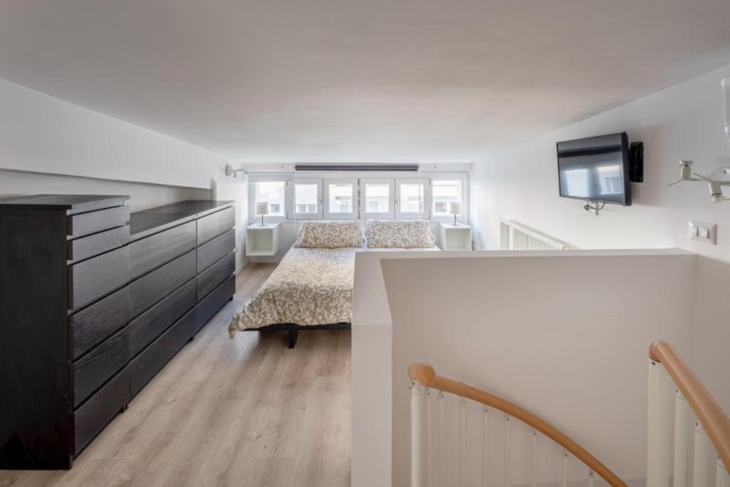 Cozy 1 Min From New Mm4 Argonne Milano