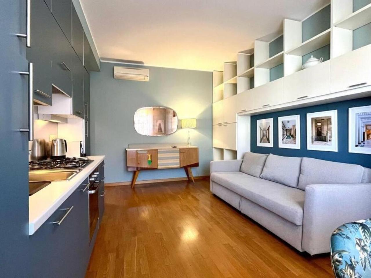 Maison Bleue- Romantic Flat,apt Near M1 -duomo 2 Fermate -centro Milan
