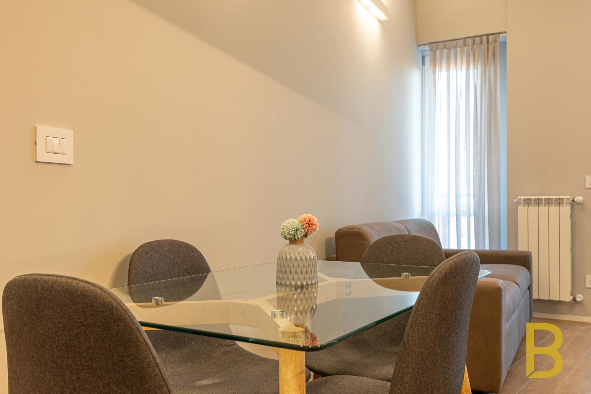 Apartment Beplace In Primaticcio Milan