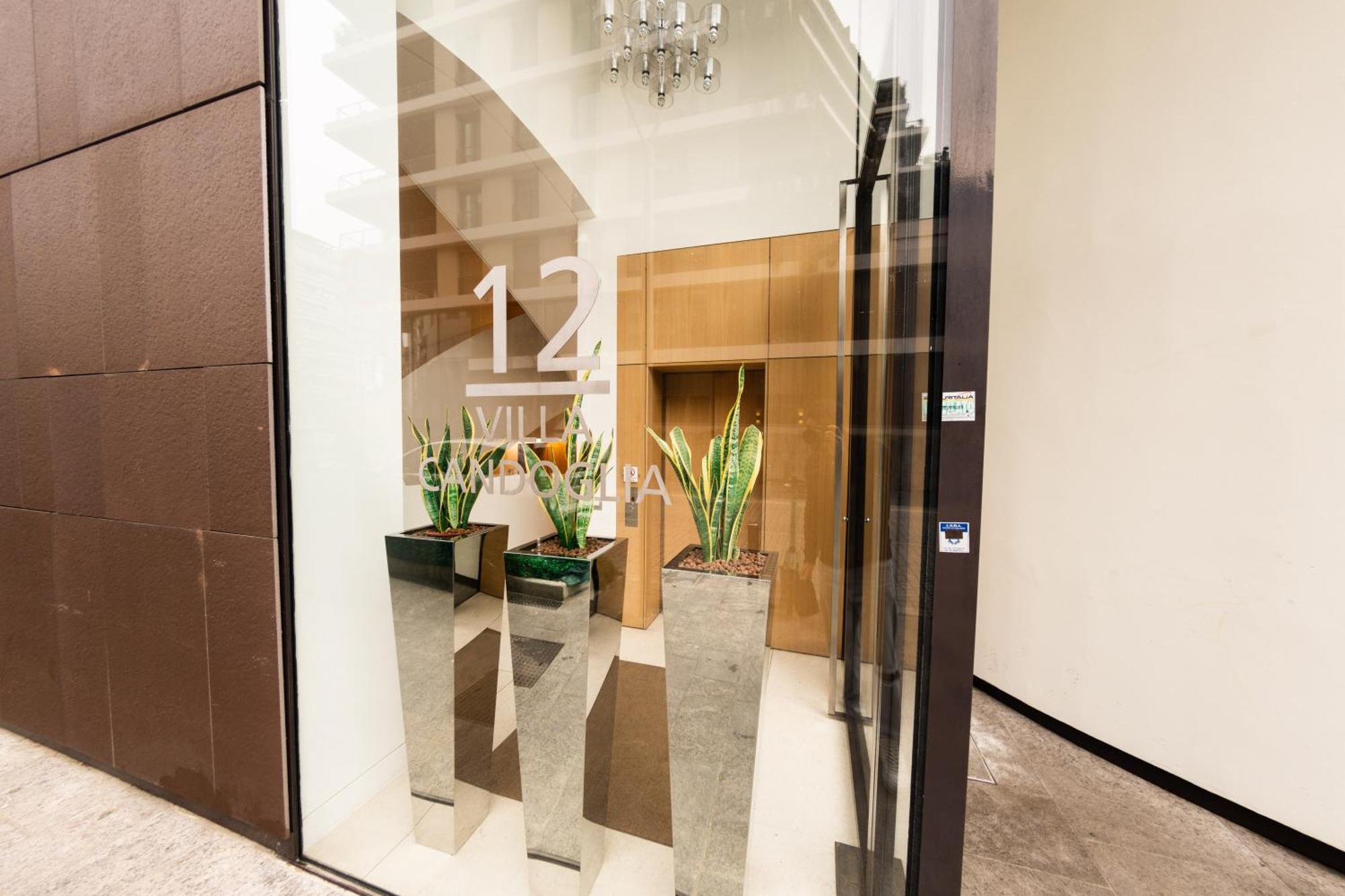 Apartment Vollihome Milan