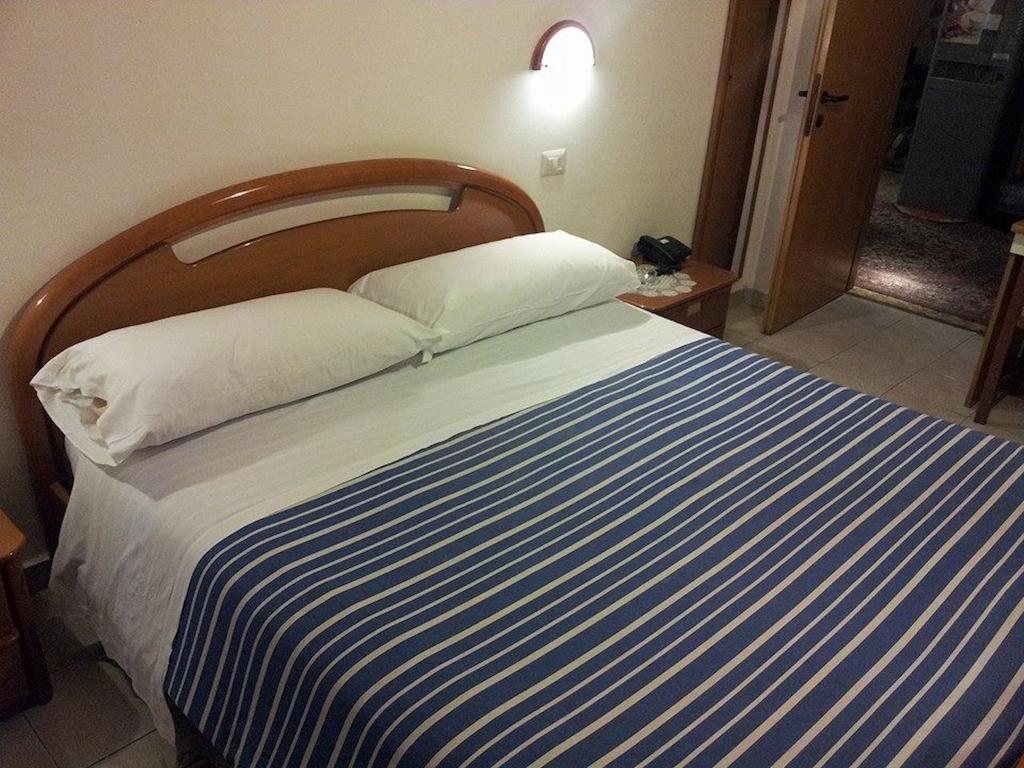 Hotel Acapulco *