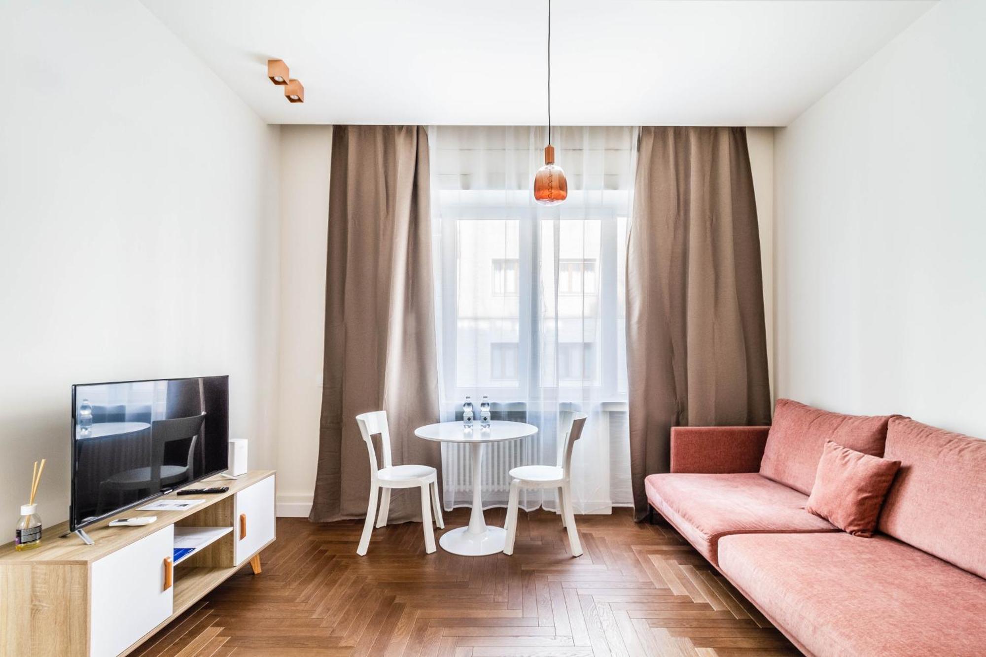 Apartment Domusmi Cybo-2 *