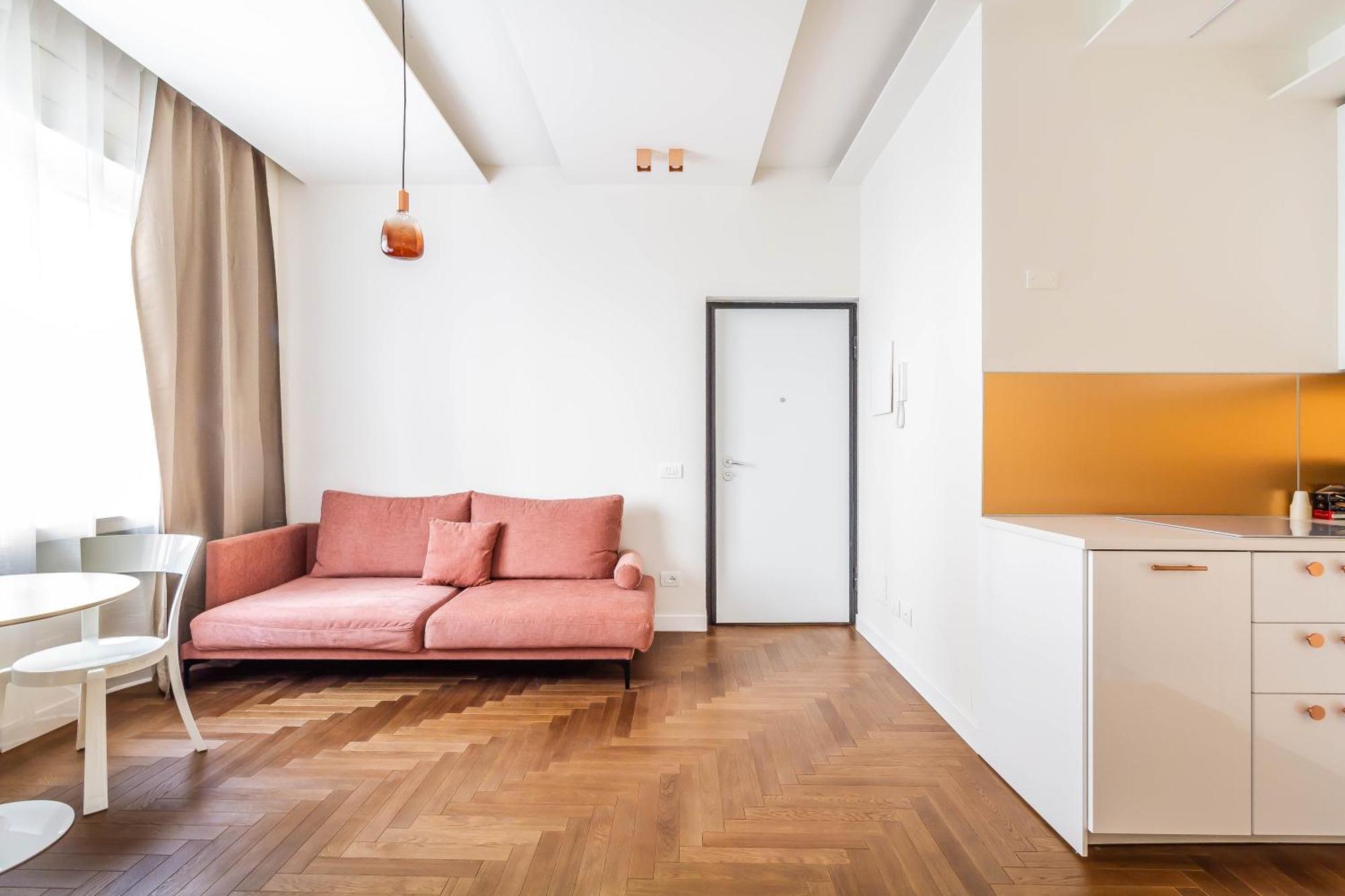 Domusmi Cybo-2 Milan