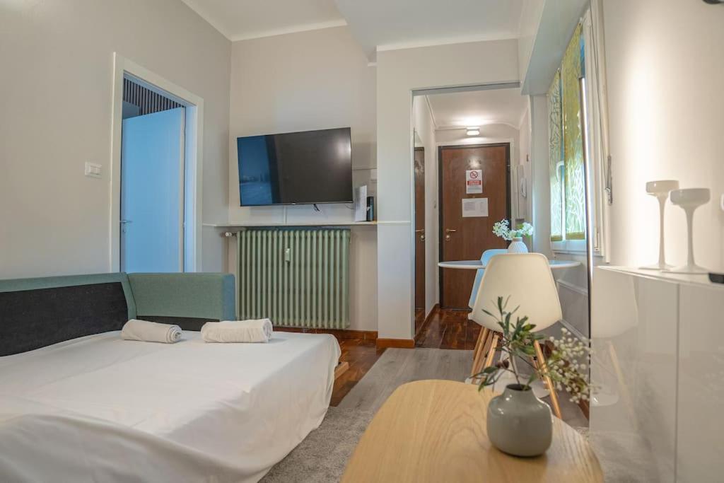 Singola Con Ac, Tv, Wi-fi E Cucina * Milão