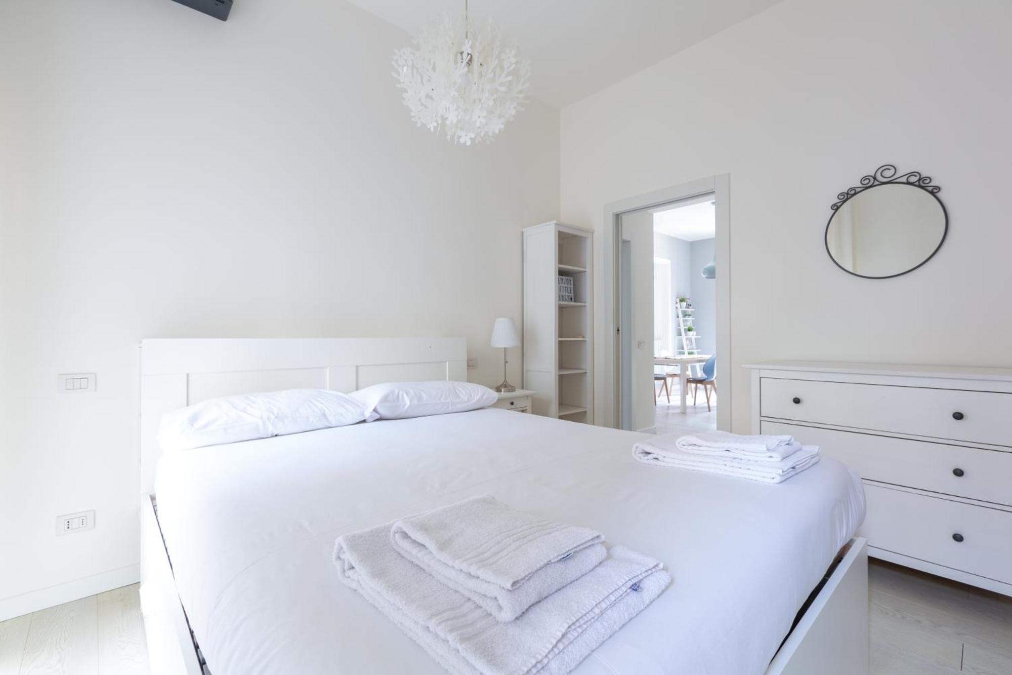 Porta Volta Bright And Roomy Flat * Milan