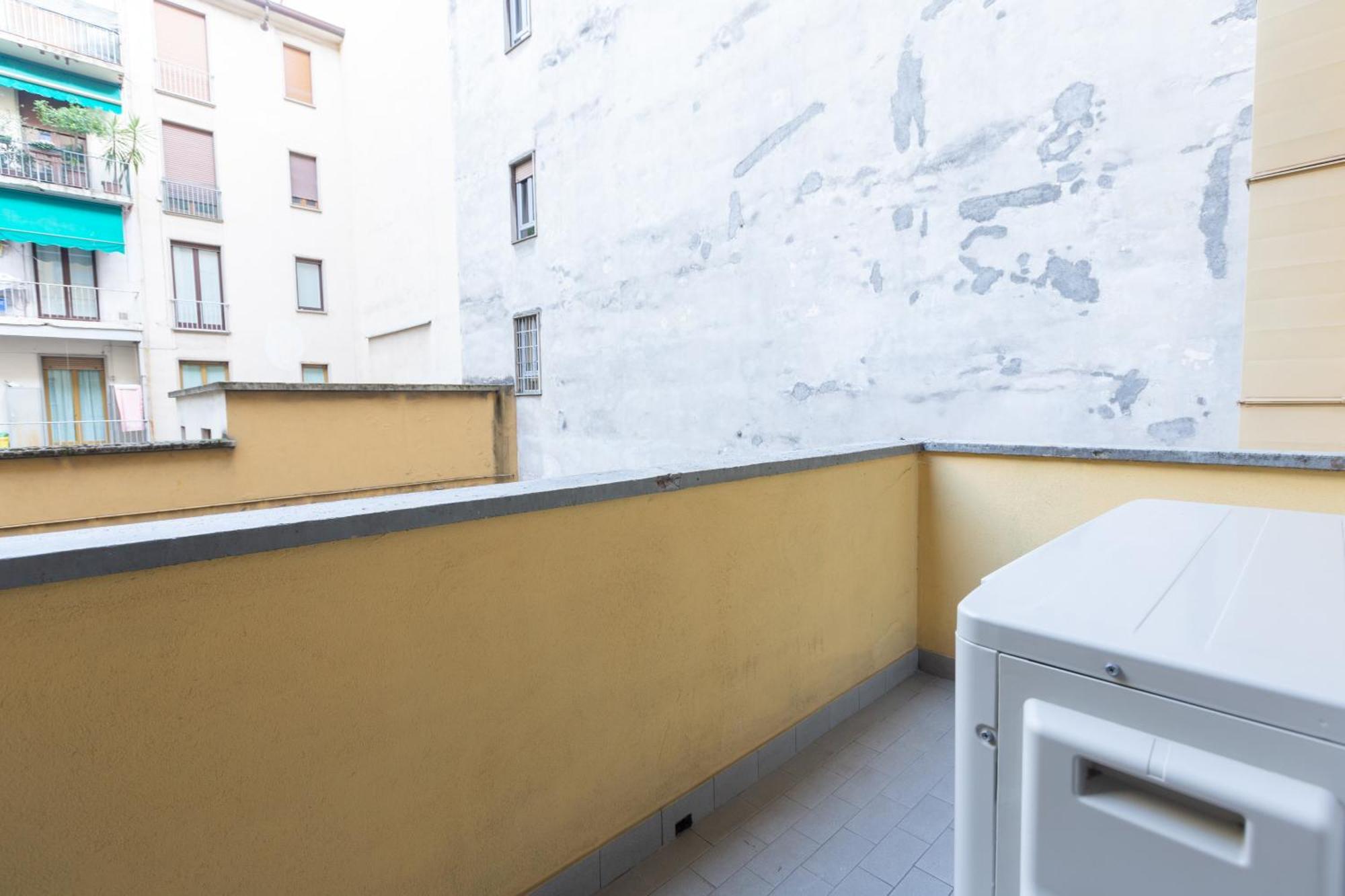 Porta Volta Bright And Roomy Flat * Milan