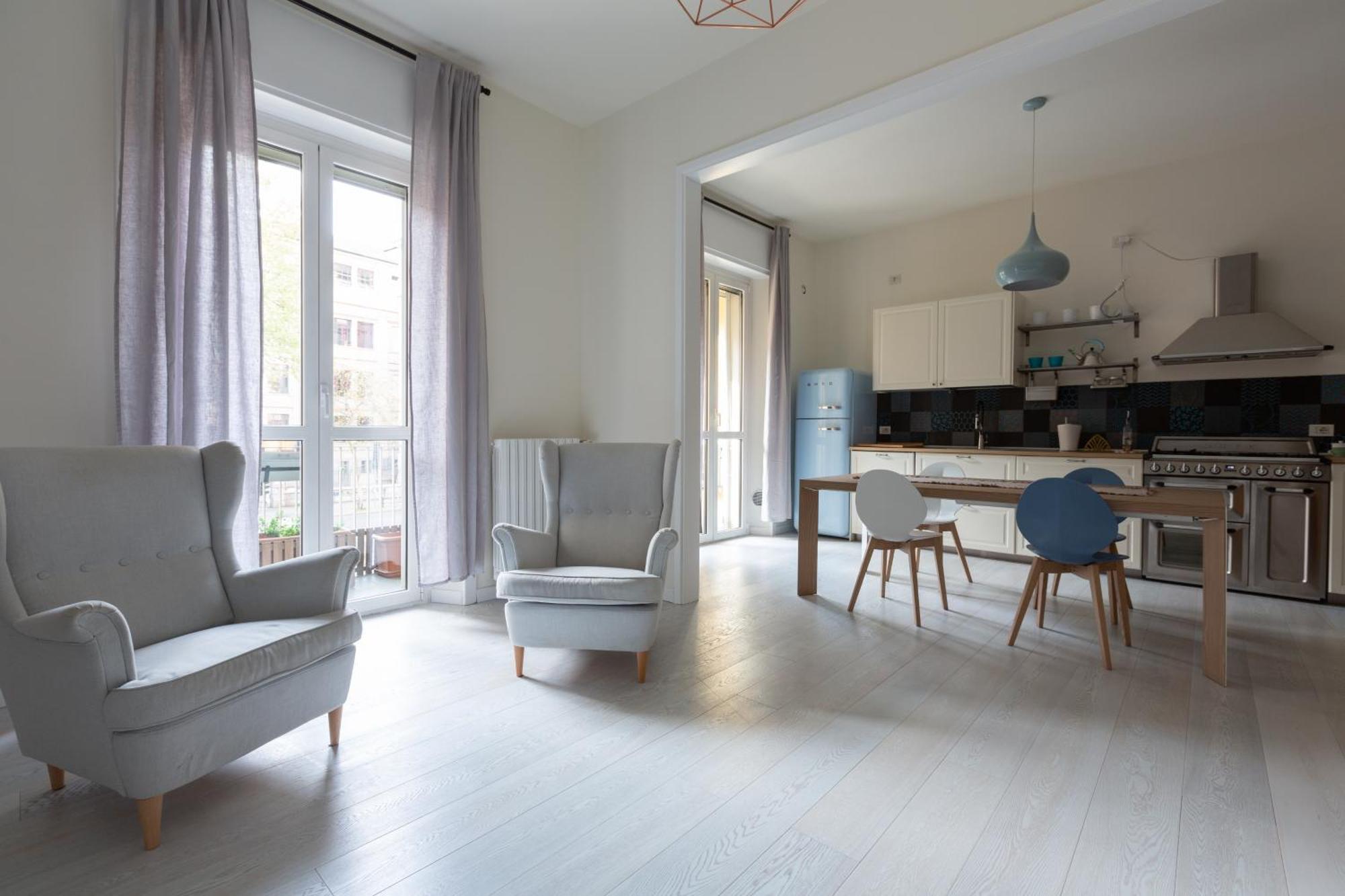 Apartment Porta Volta Bright And Roomy Flat Milan