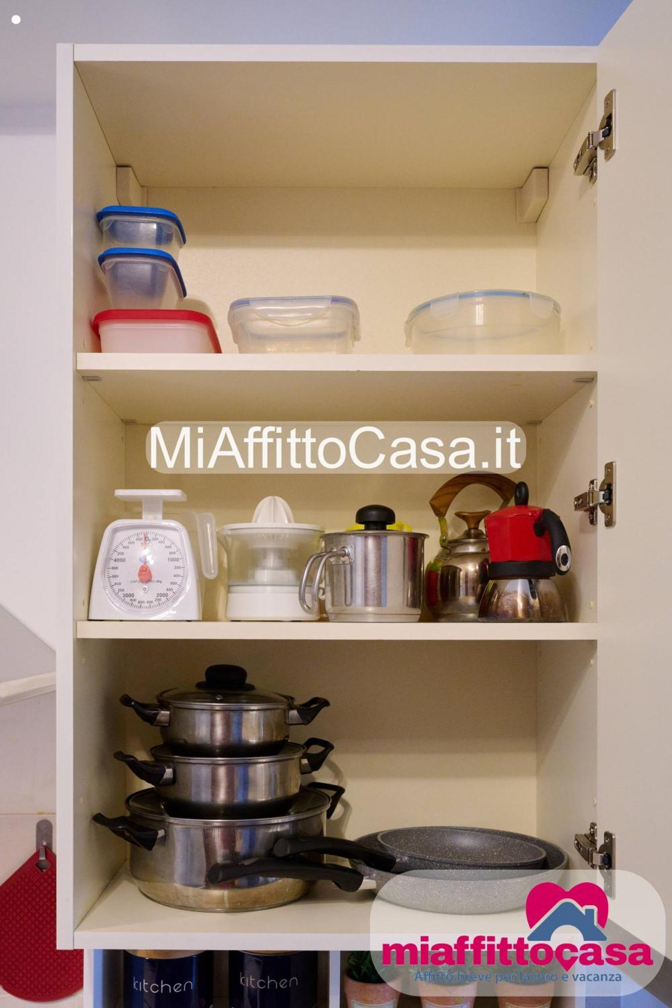 Wissam's Red Kitchen Apartment Milan
