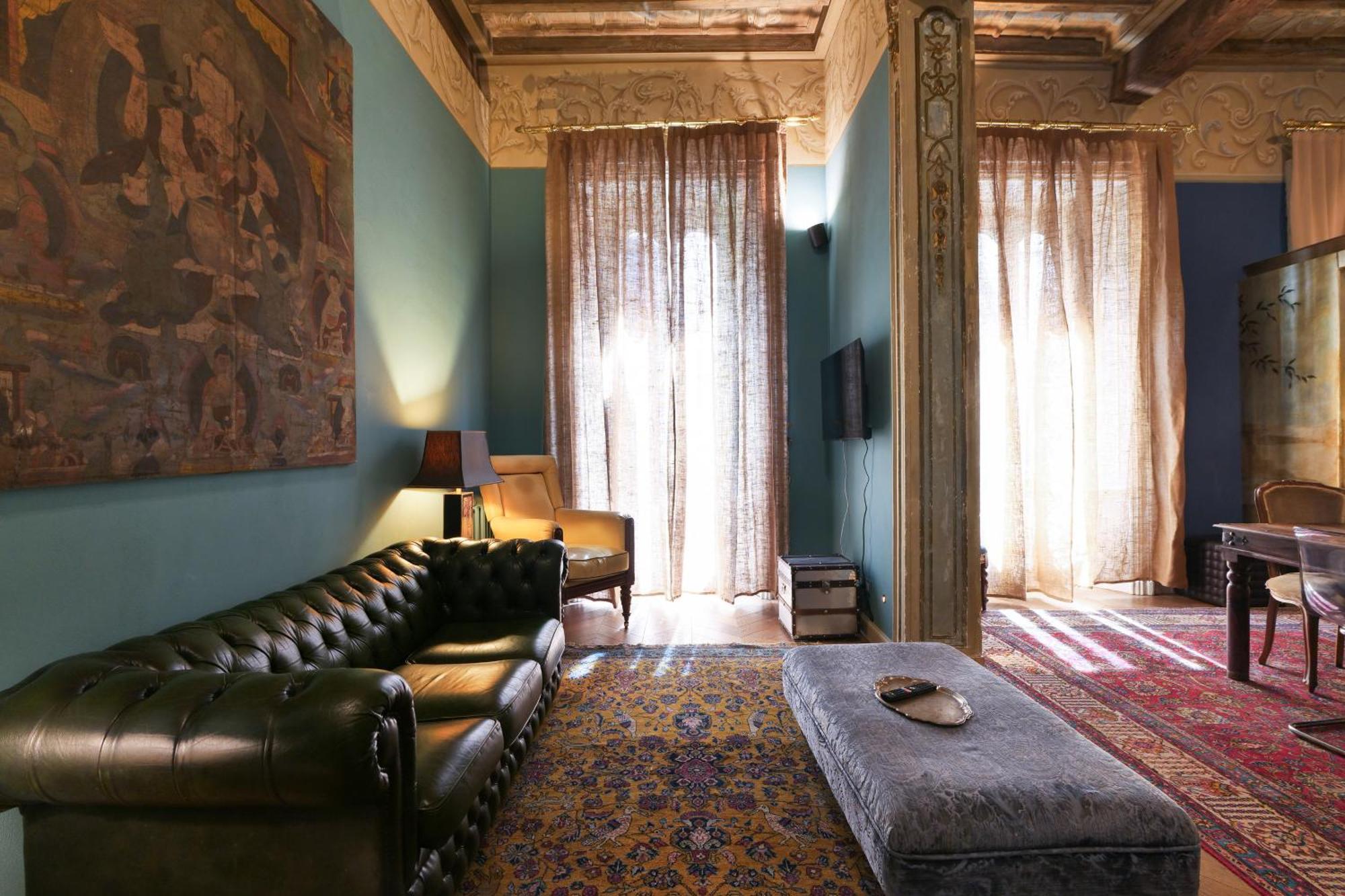Prestige Boutique - Montenapoleone Milan