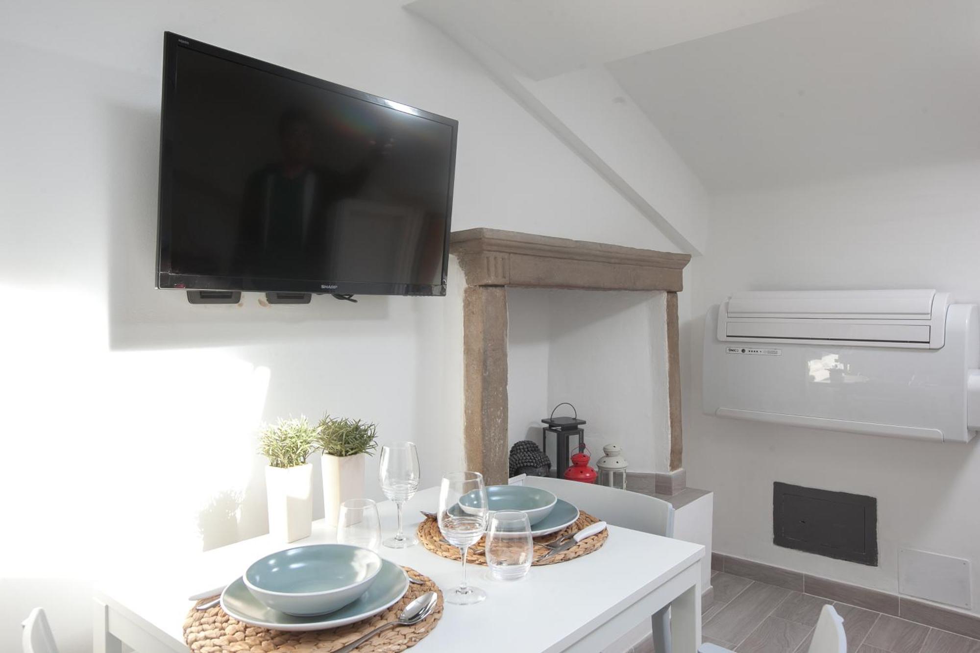 Apartment Amazing And New Penthouse In Center Milan