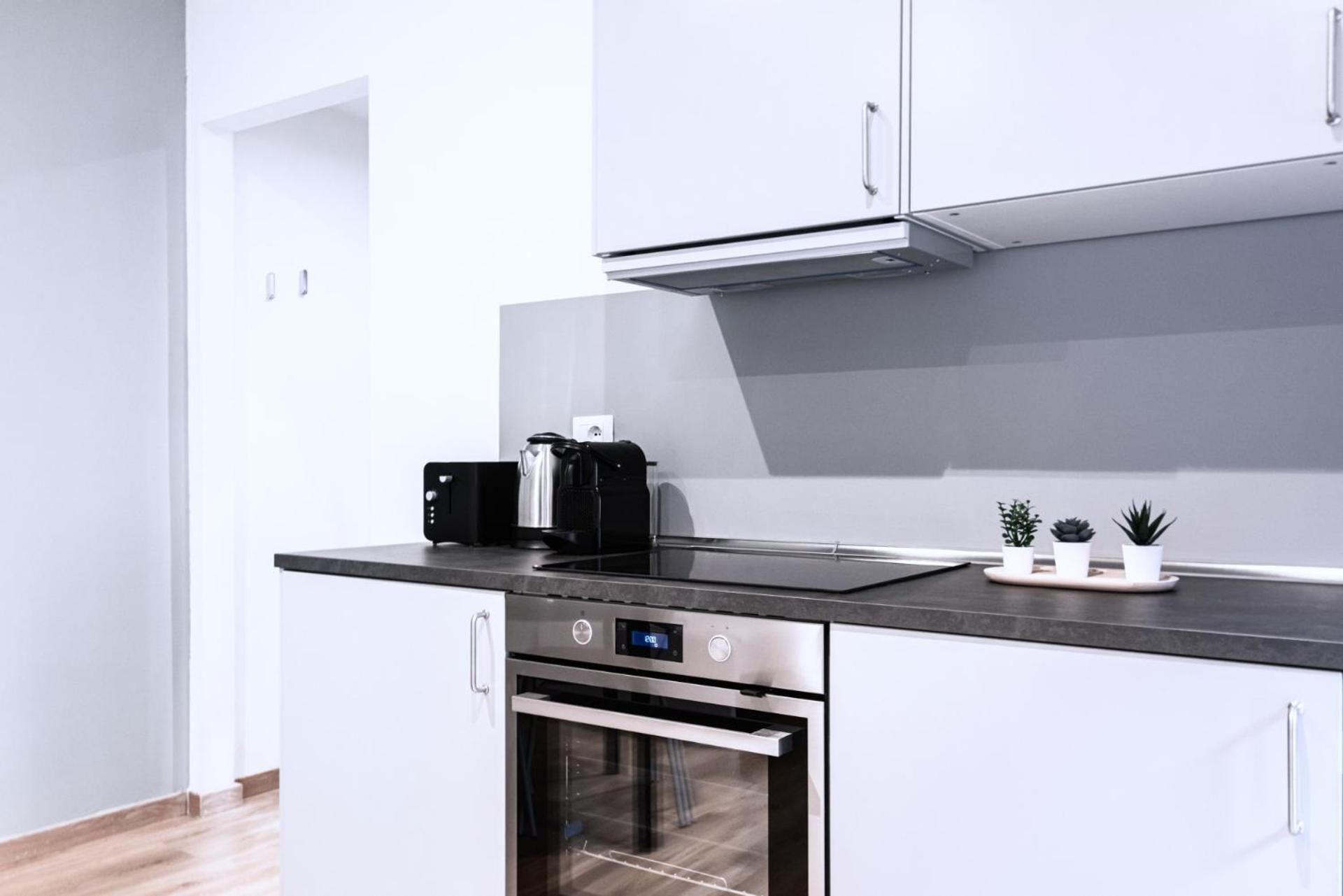 Easylife - Studio Con Balcone In Risorgimento Apartment