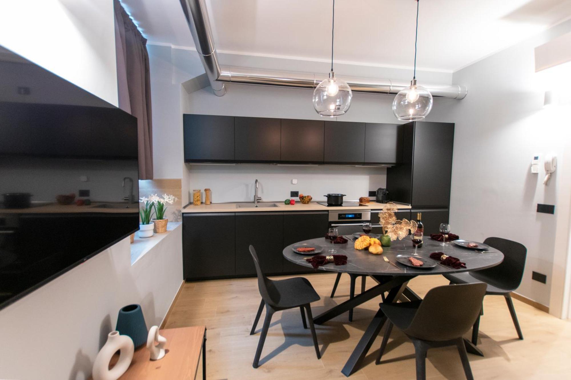 Apartment Ihost Luxury -private Parking- Plana 3 *