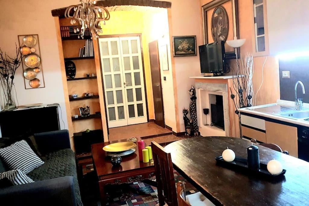 Gold House Stazione Apartamento *