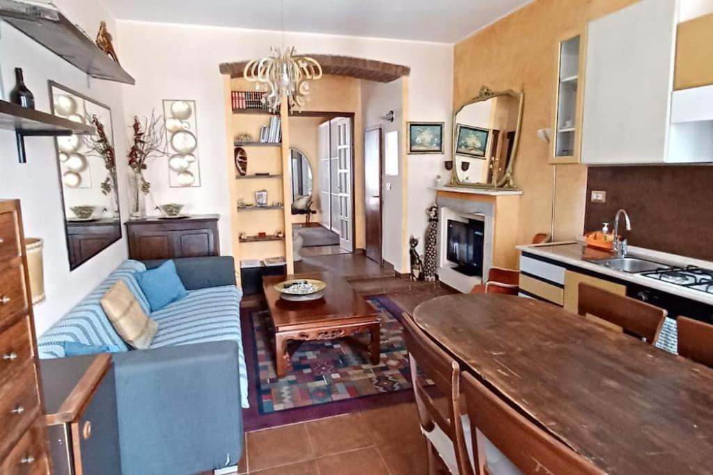 Gold House Stazione Apartamento *