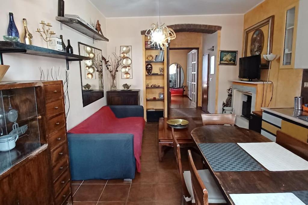 Gold House Stazione Apartamento *