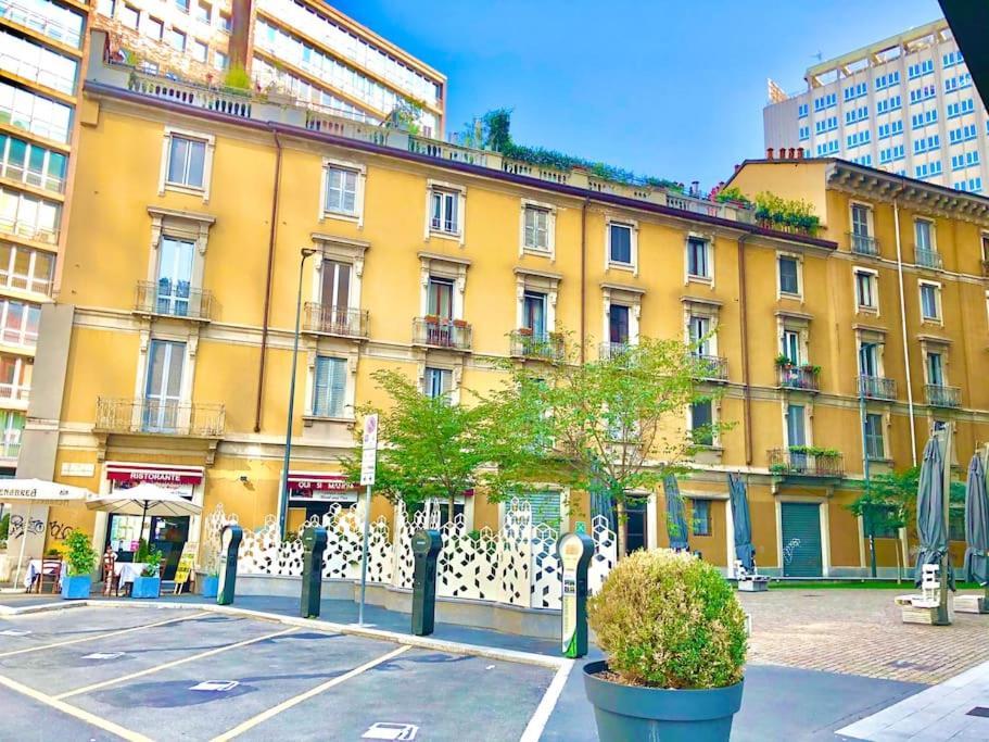 Gold House Stazione Milão