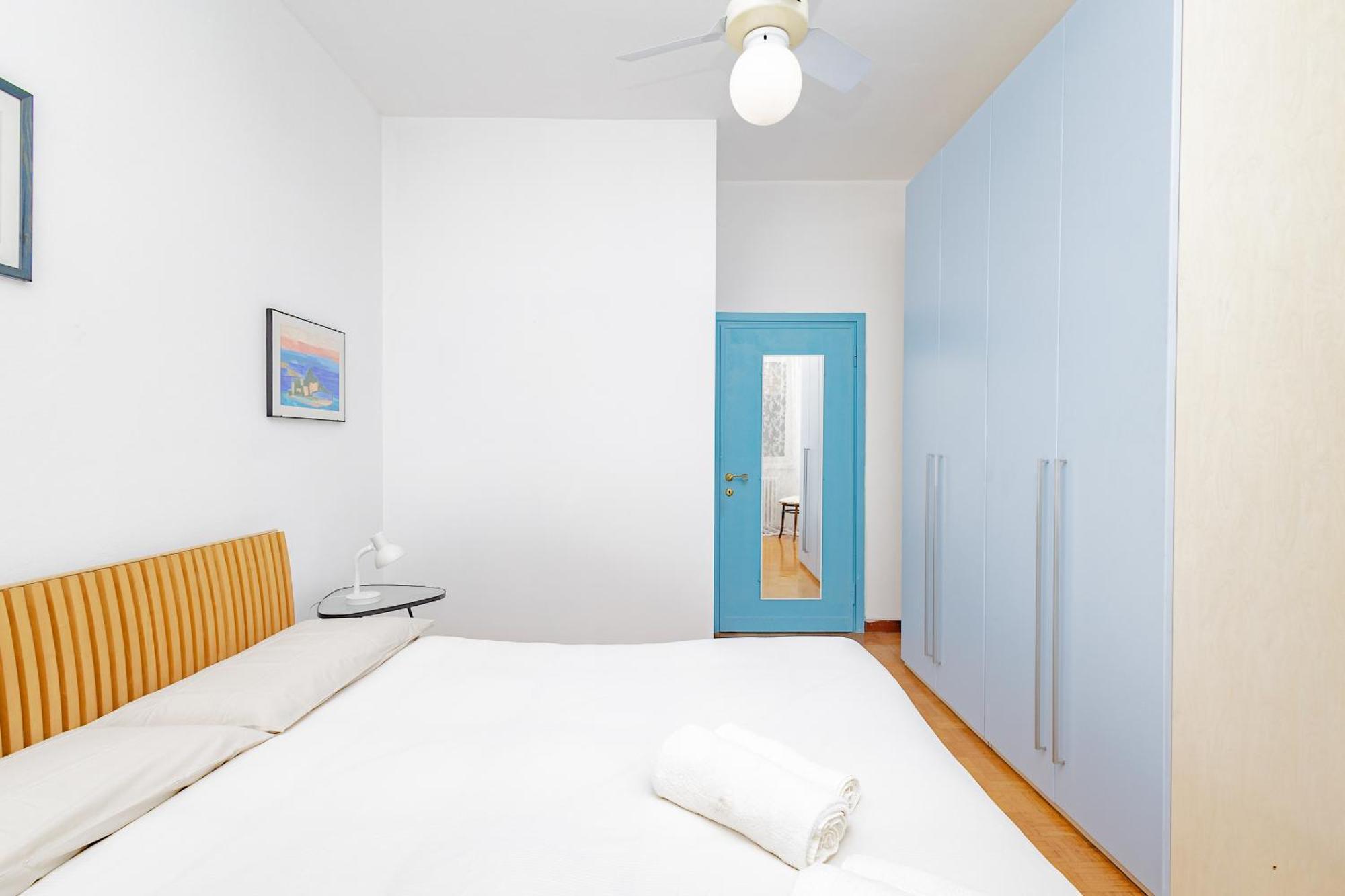 Xenia - Spacious Apt Near Linate Airport Apartment