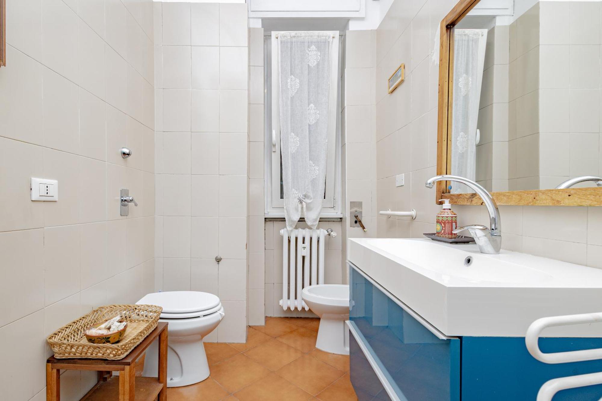 Xenia - Spacious Apt Near Linate Airport Apartment *