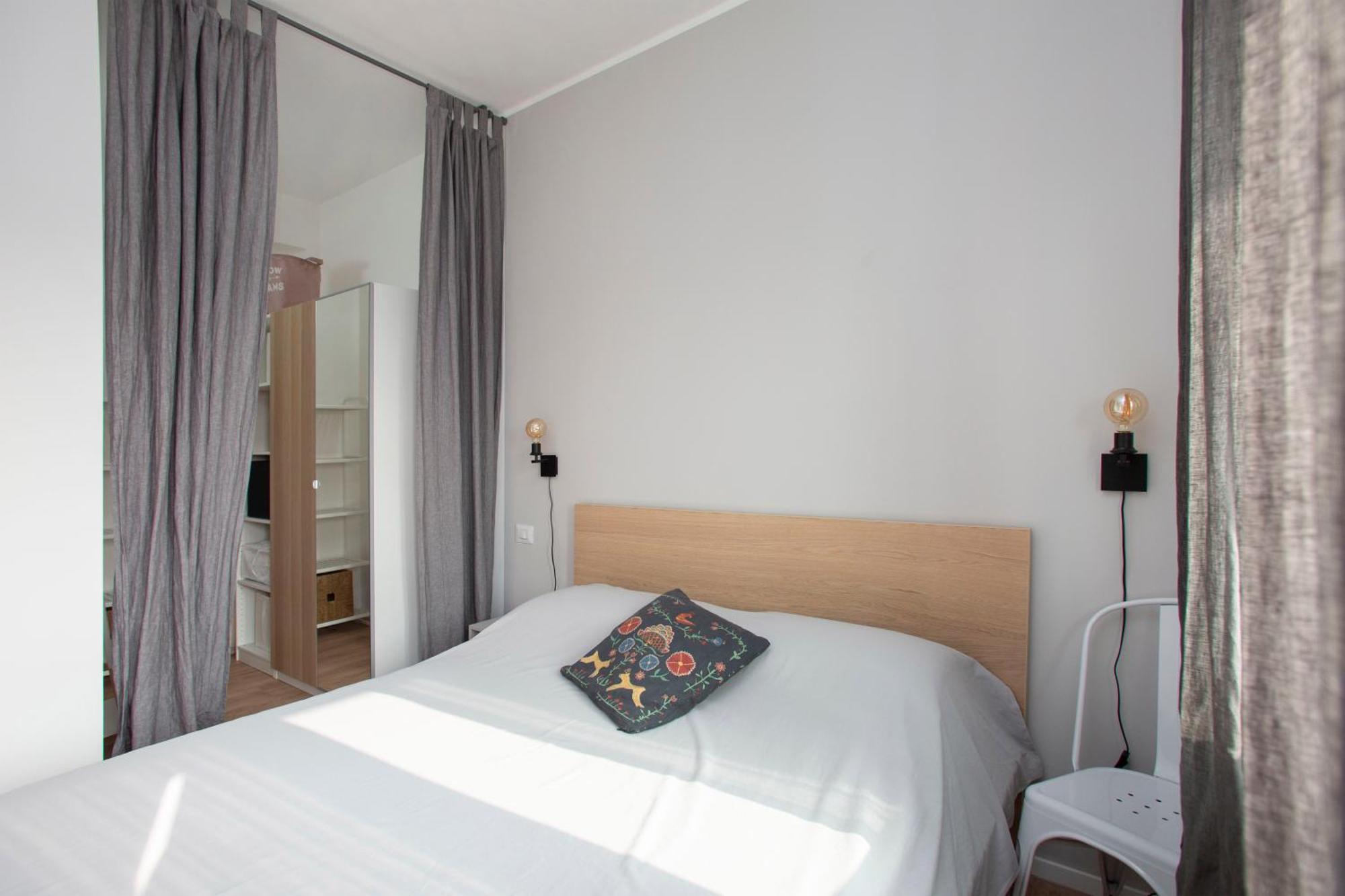 Apartment Gambara Urban Flat - Stylish And Next To Metro Milan
