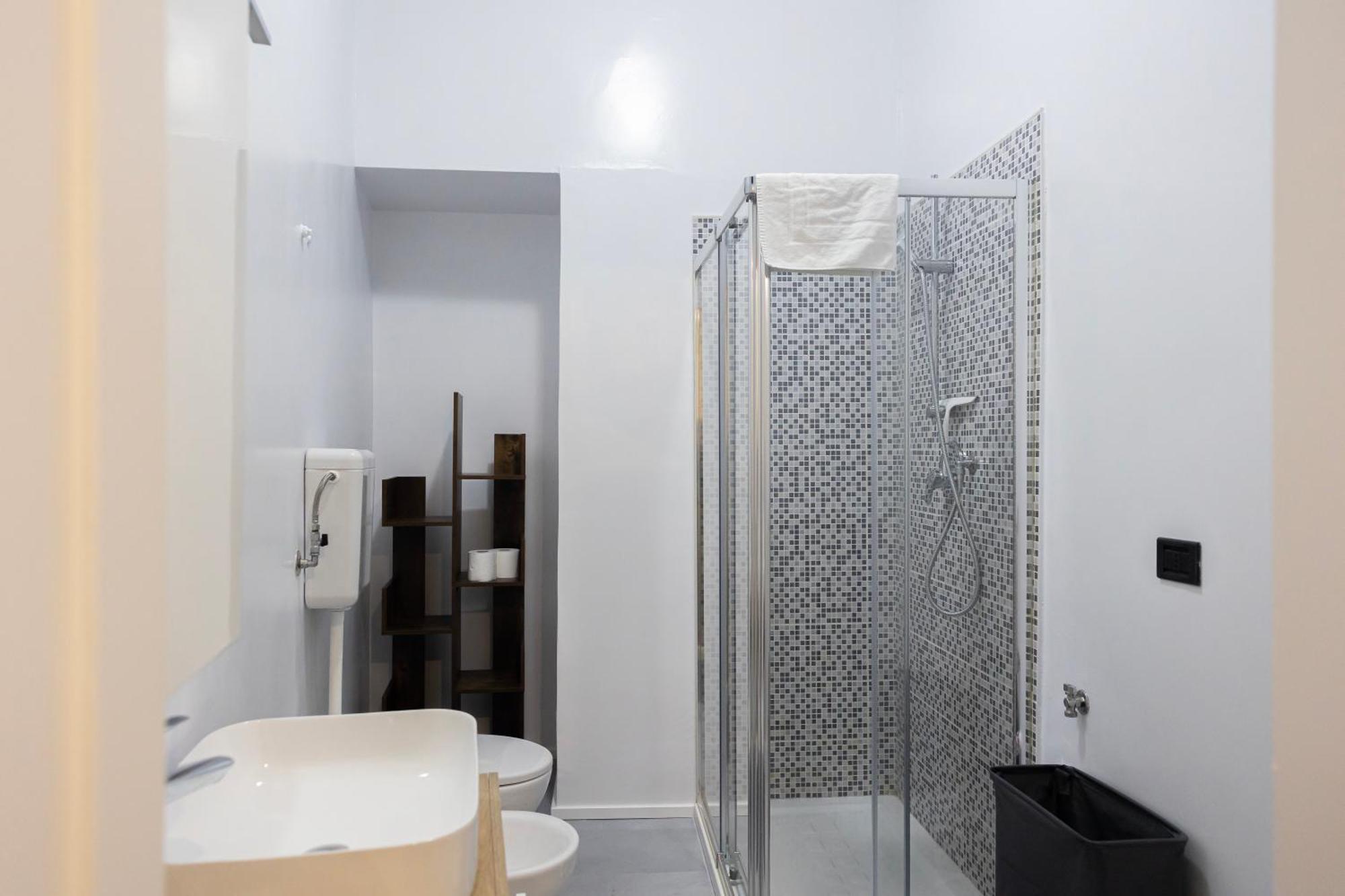 Elegante Bilocale In Zona Risorgimento * Milano