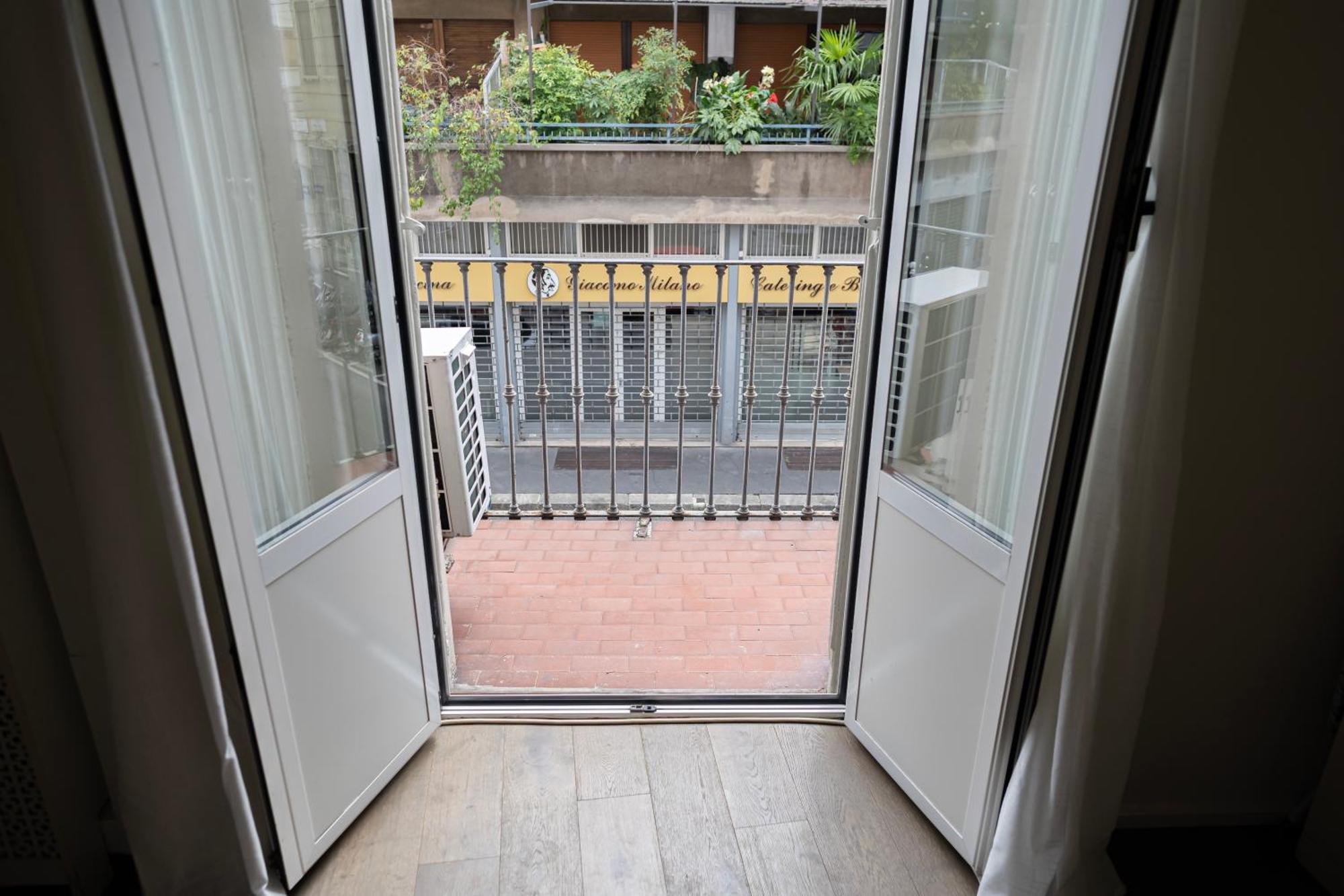 Elegante Bilocale In Zona Risorgimento * Milano