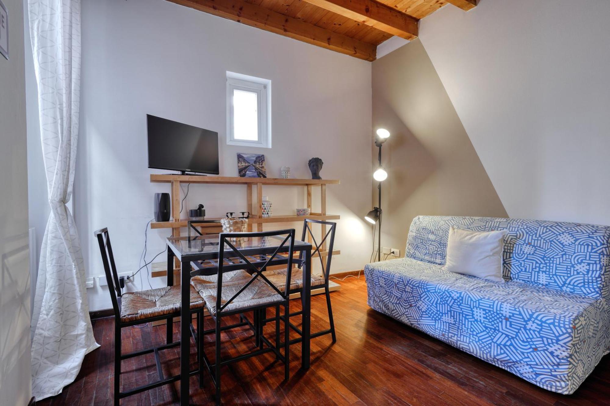Joivy Welcoming Flat With Balcony Next To Naviglio Grande Apartamento Milão