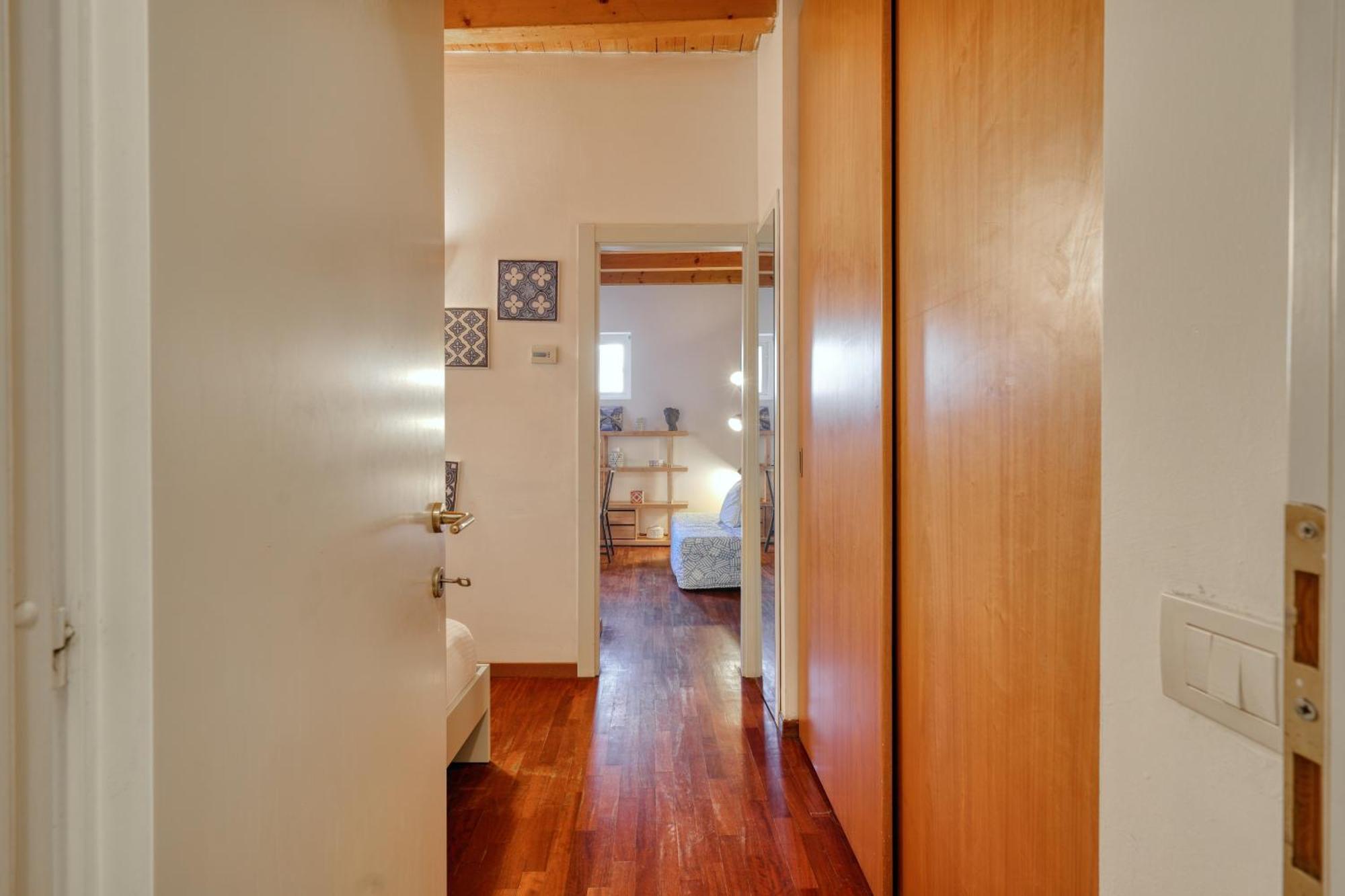 Joivy Welcoming Flat With Balcony Next To Naviglio Grande Apartamento