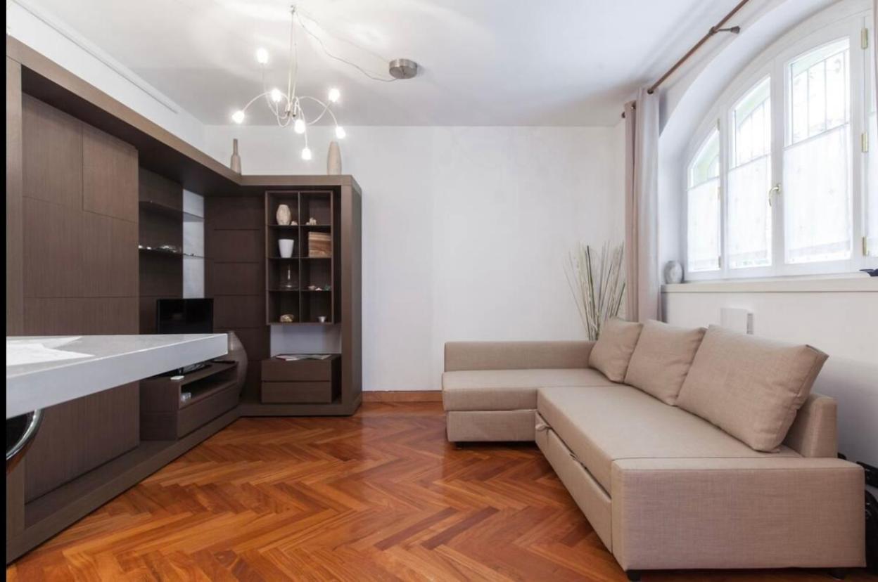Tricolore - Sottocorno Charme Loft Apartamento