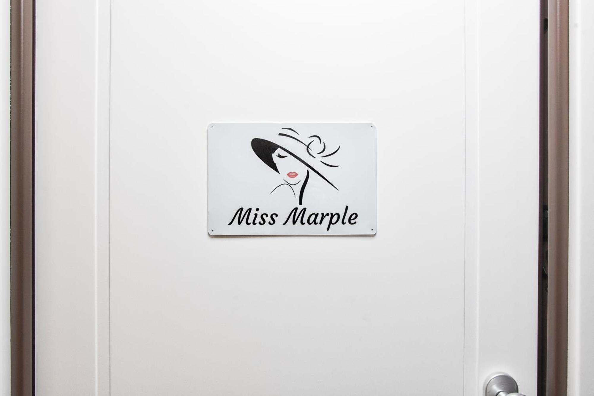 Apartment Ms Marple Luxury Station Milan