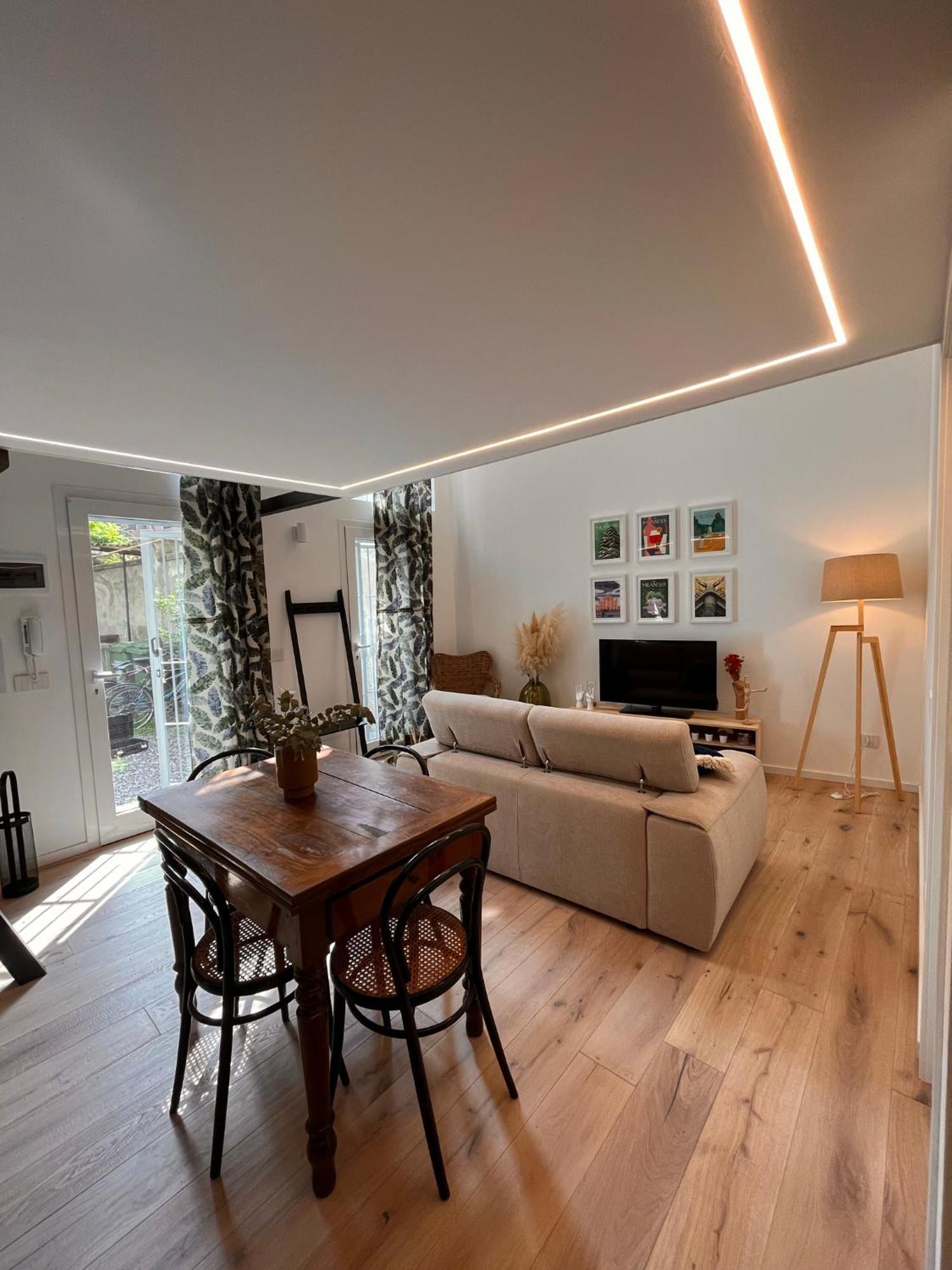 Classy & Chic 2 Storey Loft Apartment *