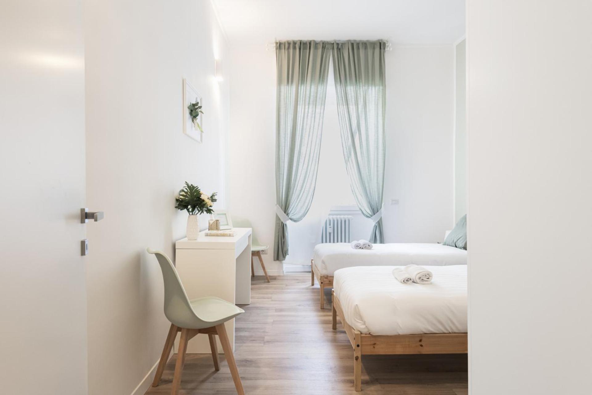 Easylife - Golden Milan