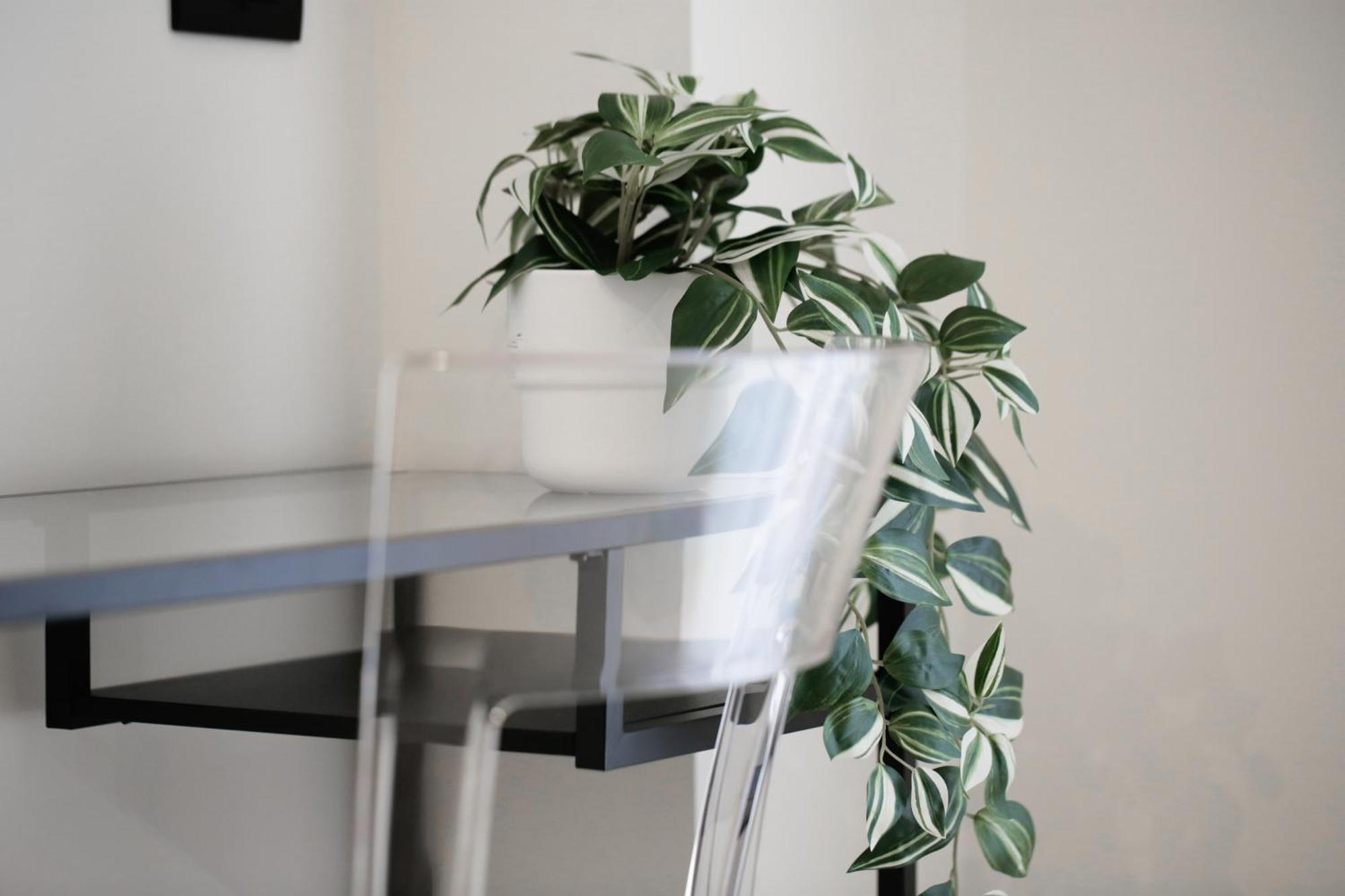 New Modern Flat 10 Minutes Walk From Station Apartment *