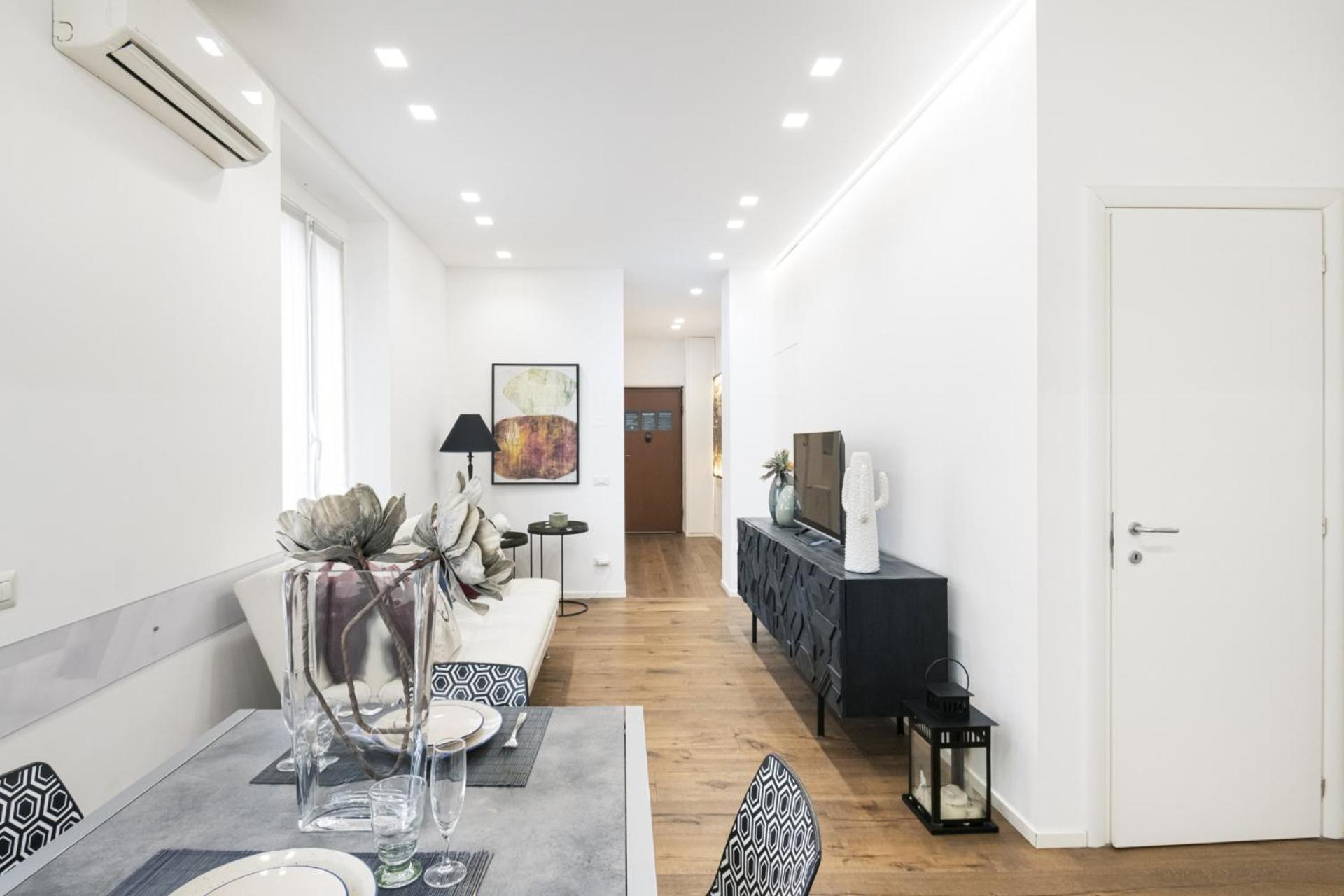 Easylife - Moderno E Chic Con Led Atmosferici * Milão