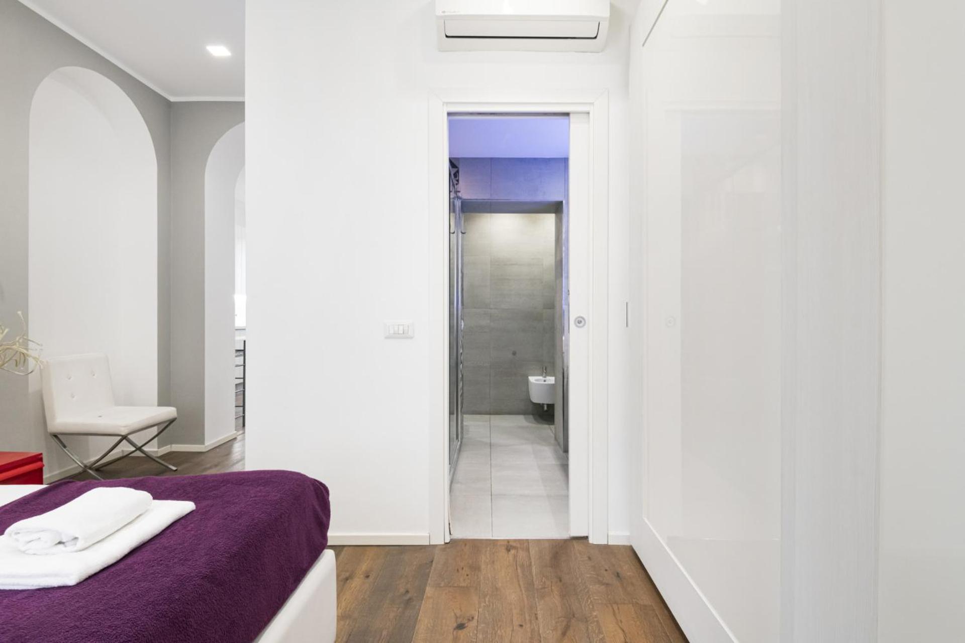 Easylife - Moderno E Chic Con Led Atmosferici Milão
